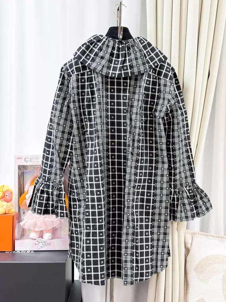 Chanel Chanel Black and white plaid full-print logo flared sleeve Size S / US 4 / IT 40 - 2 Thumbnail