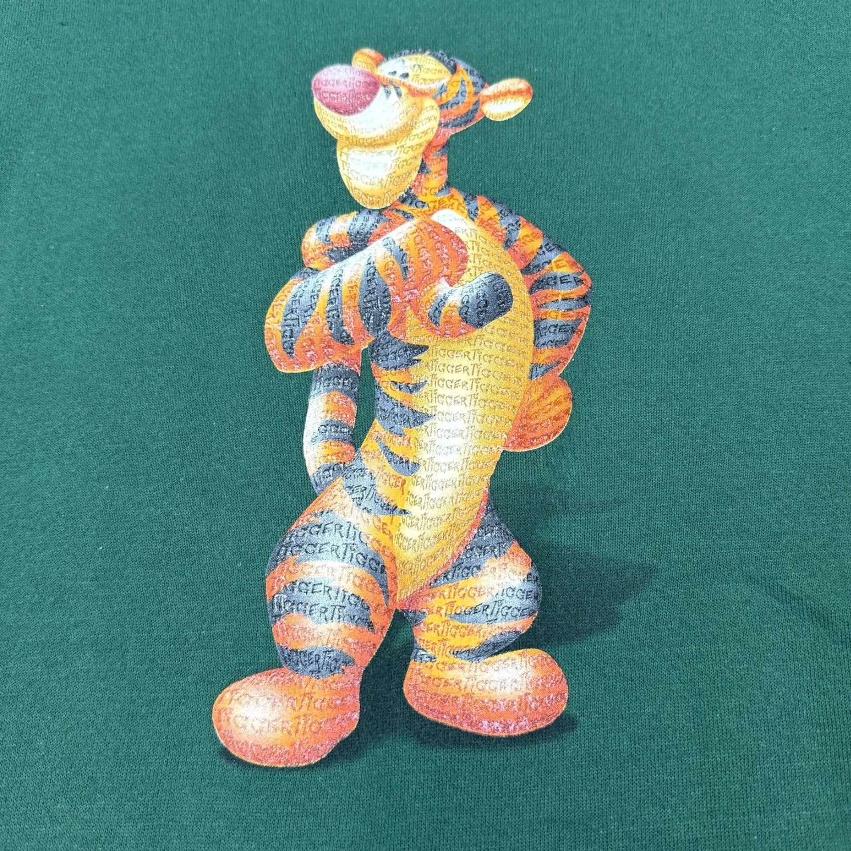 Disney VINTAGE Disney Store Sweatshirt Mens XL Green Tigger Graphic Fleece Crewneck 90s Size US XL / EU 56 / 4 - 3 Thumbnail