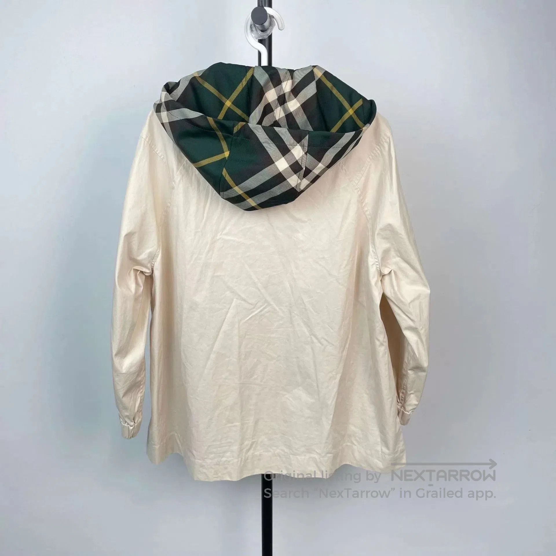Burberry Beige Hooded Zip-Up Light Jacket. Size US XXS / EU 40 - 2 Thumbnail