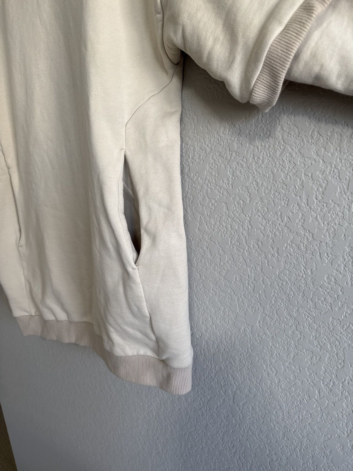 Templa Templa Beige Layered Sweatshirt Size US L / EU 52-54 / 3 - 4 Thumbnail