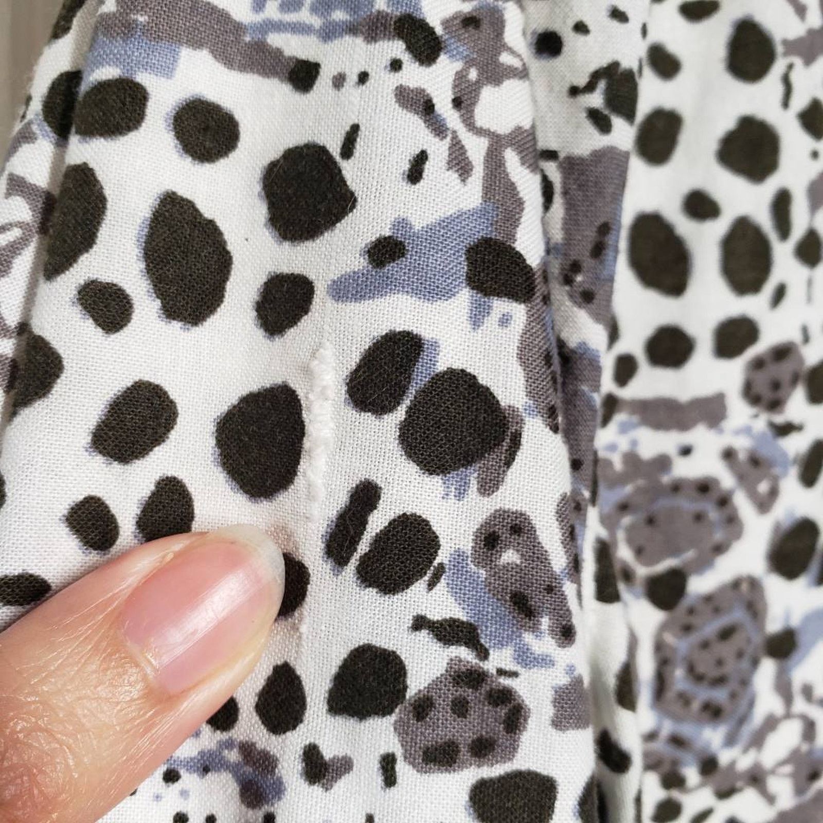Other Animal Print Block Print Button Up Shirt Mens Small White Size US S / EU 44-46 / 1 - 8 Thumbnail