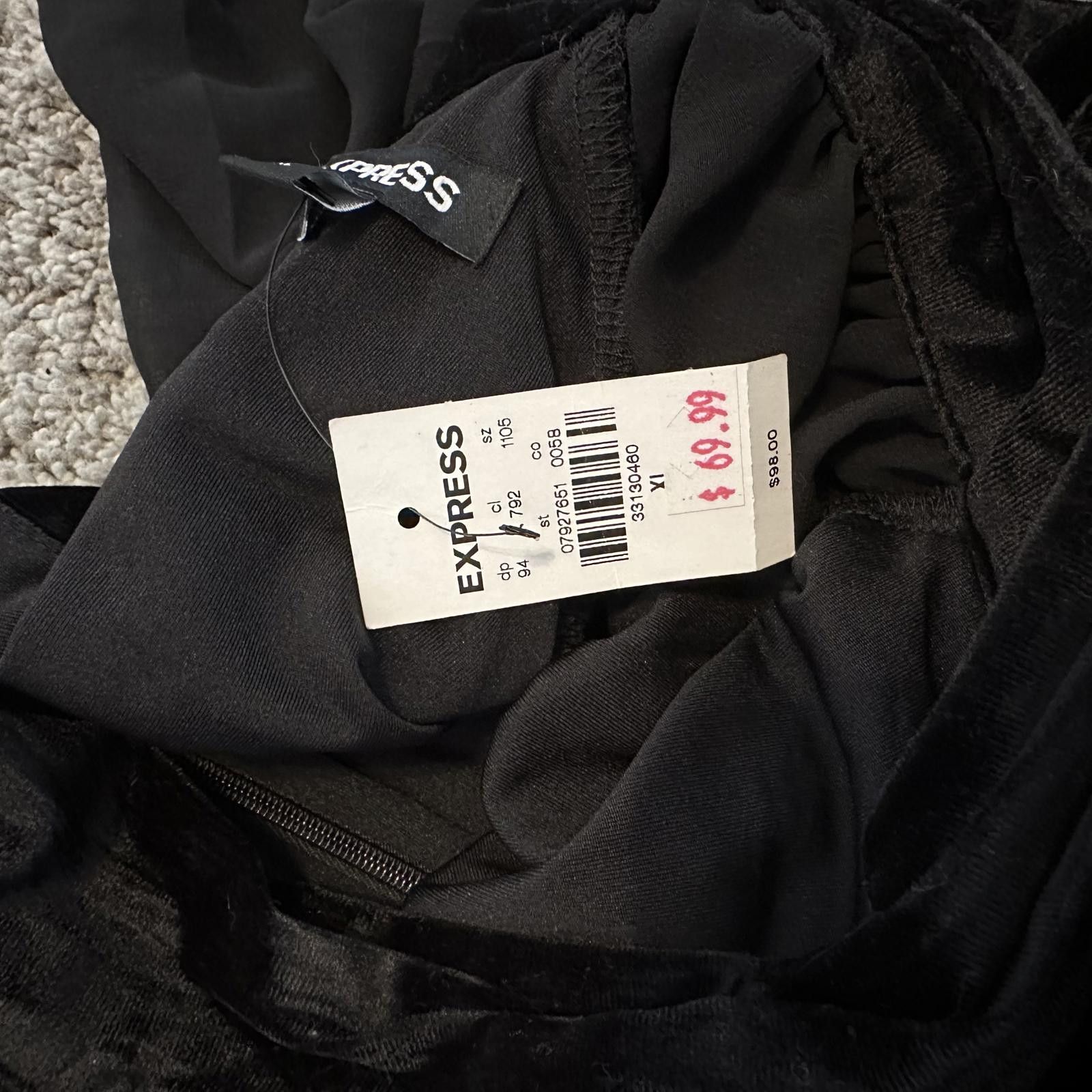 Express Stylish Black Romper by EXPRESS Size 40" / US 18 - 3 Thumbnail