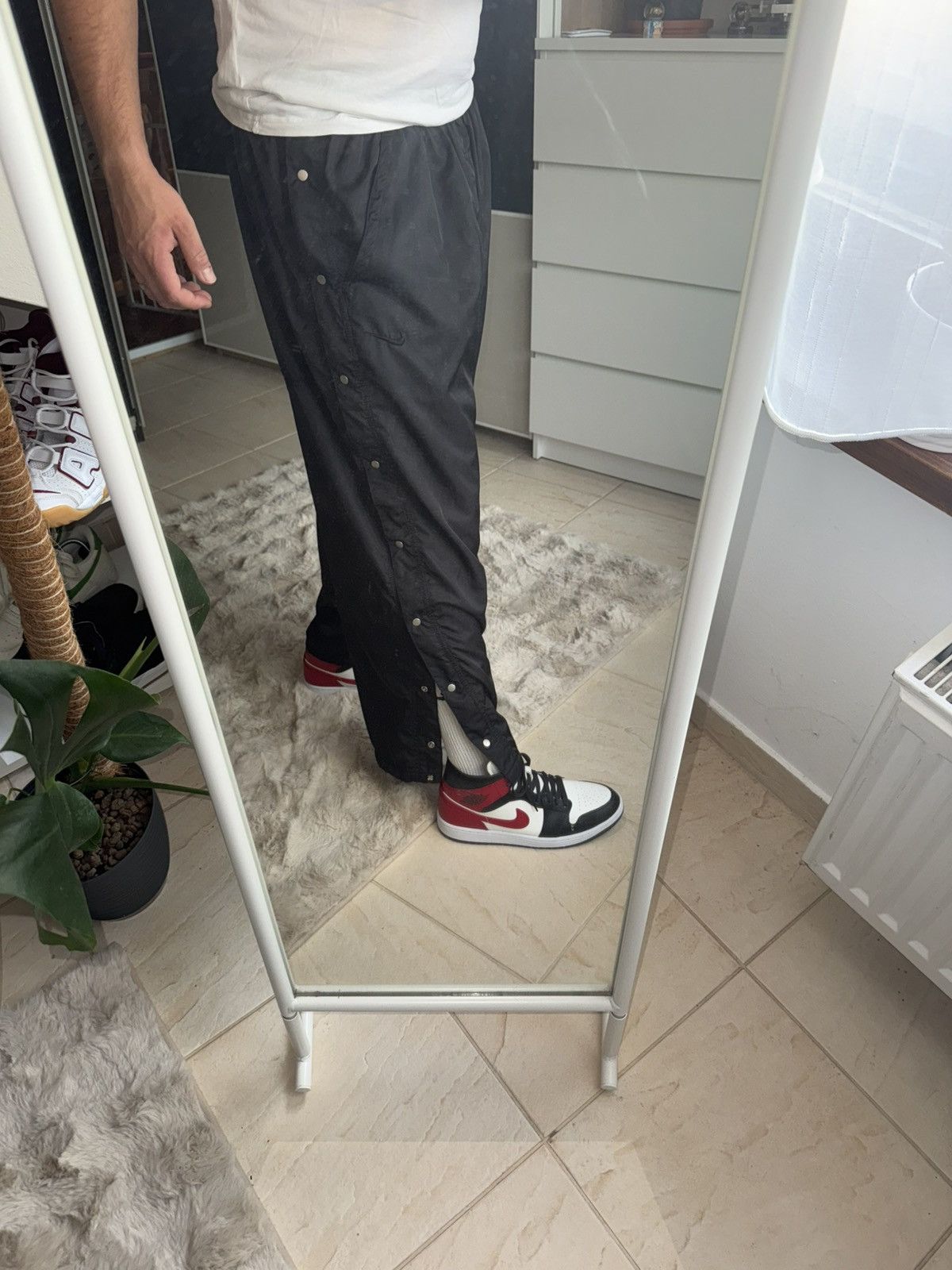 Nike Vintage Nike Tearaway Track Pants Black – Made in Thailand Size US 37 - 2 Thumbnail