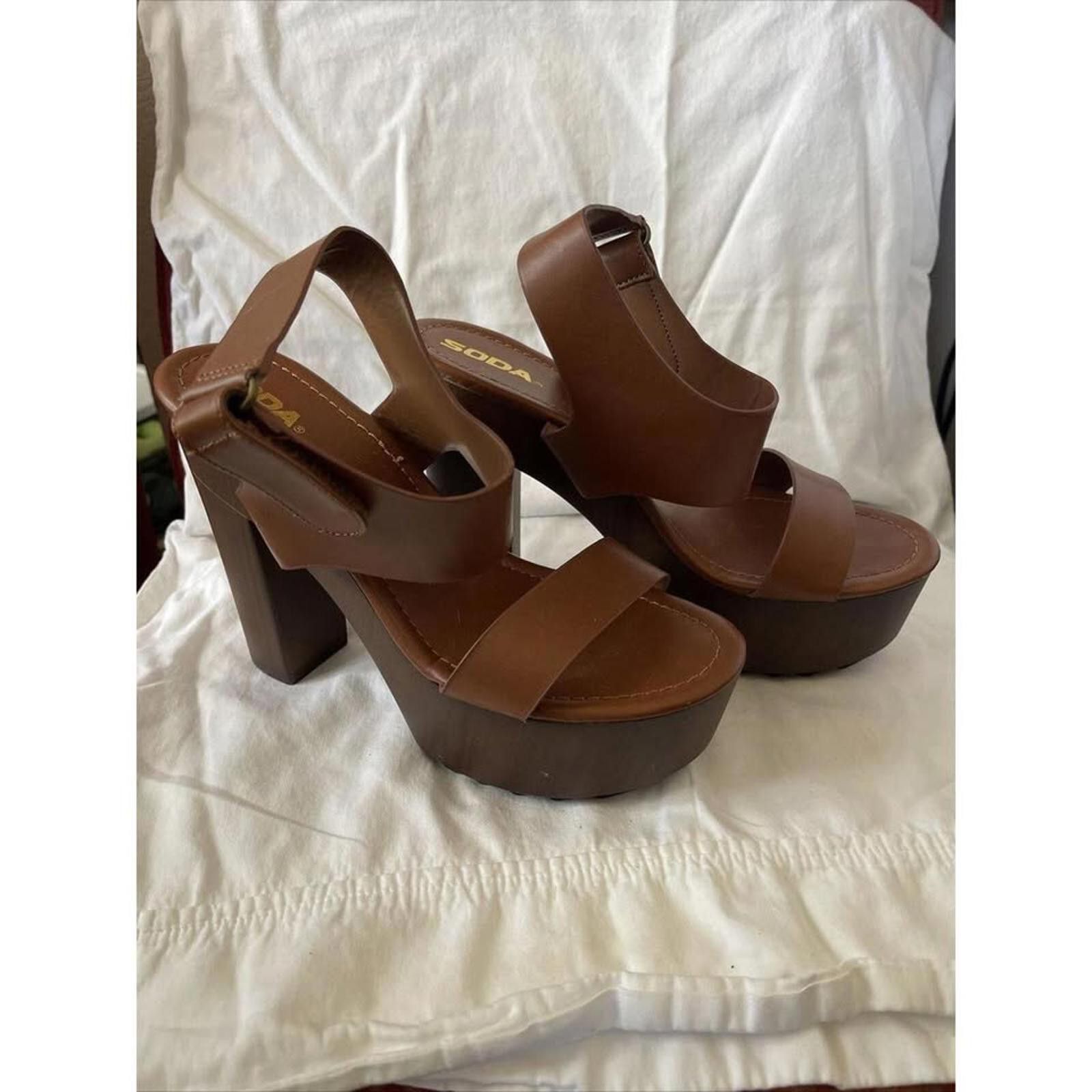 Other Stylish Brown Platform Heels by Soda Size 8.5 Size US 8.5 / IT 38.5 - 2 Thumbnail