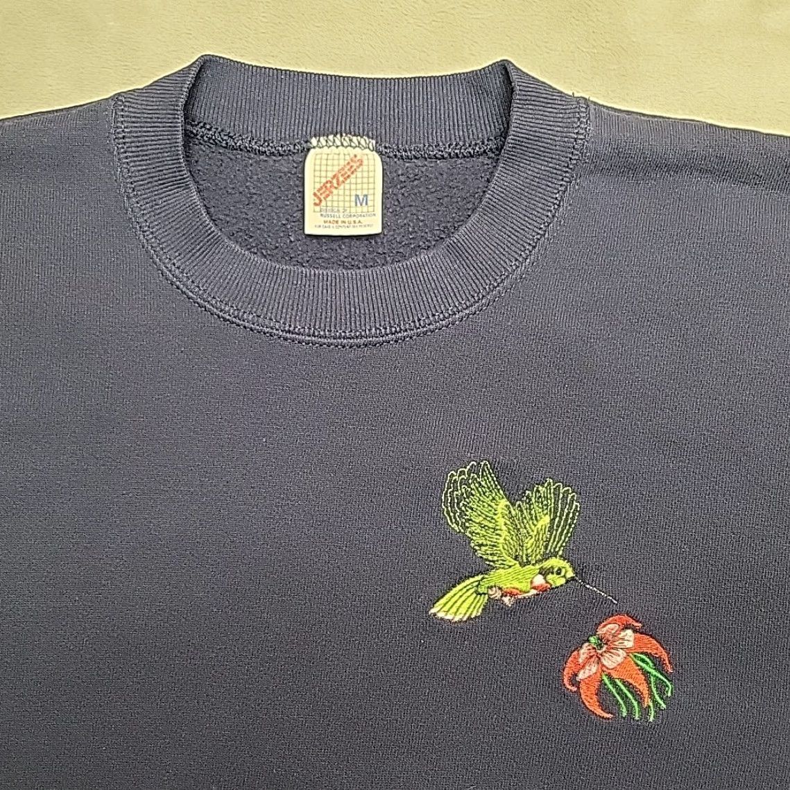 Jerzees VINTAGE Jerzees Sweatshirt Womens M Blue Embroidered Humming Birds 80s 90s Retro Size M / US 6-8 / IT 42-44 - 2 Thumbnail