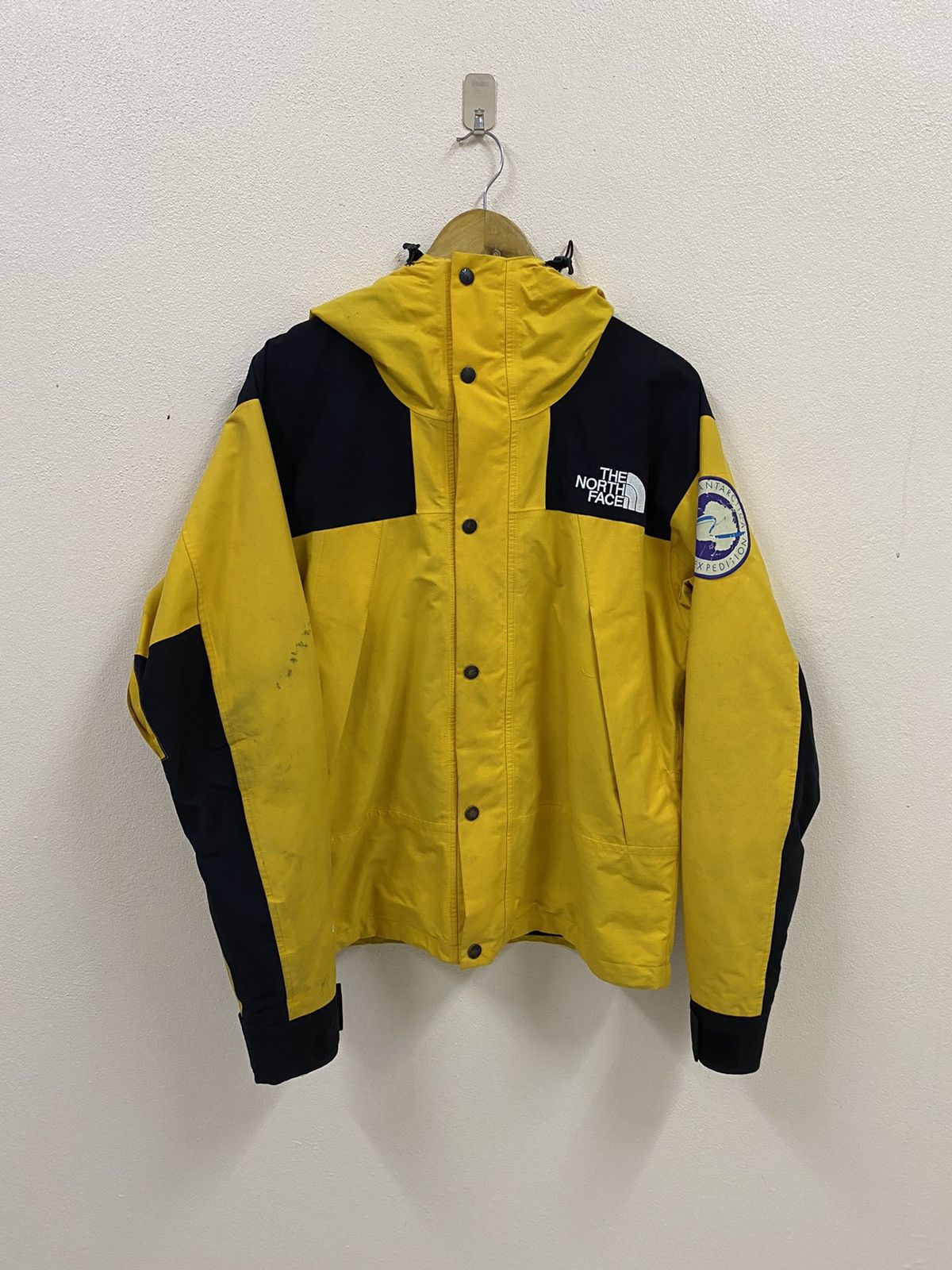 The North Face The North Face Goretex Outwear Yellow Size US L / EU 52-54 / 3 - 2 Thumbnail