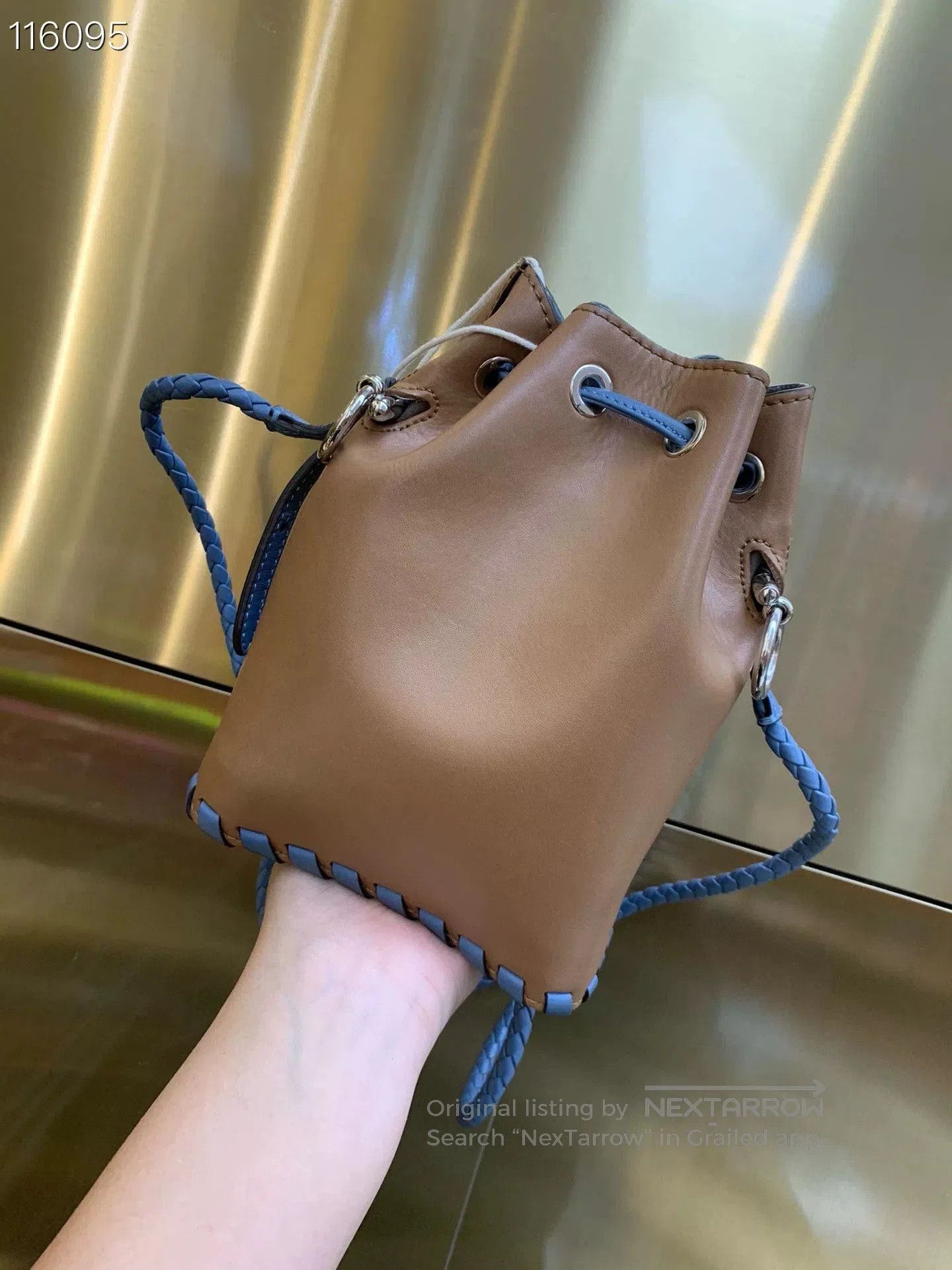Fendi Fendi 2020 Mon Tresor Bucket Bag. Size ONE SIZE - 3 Thumbnail