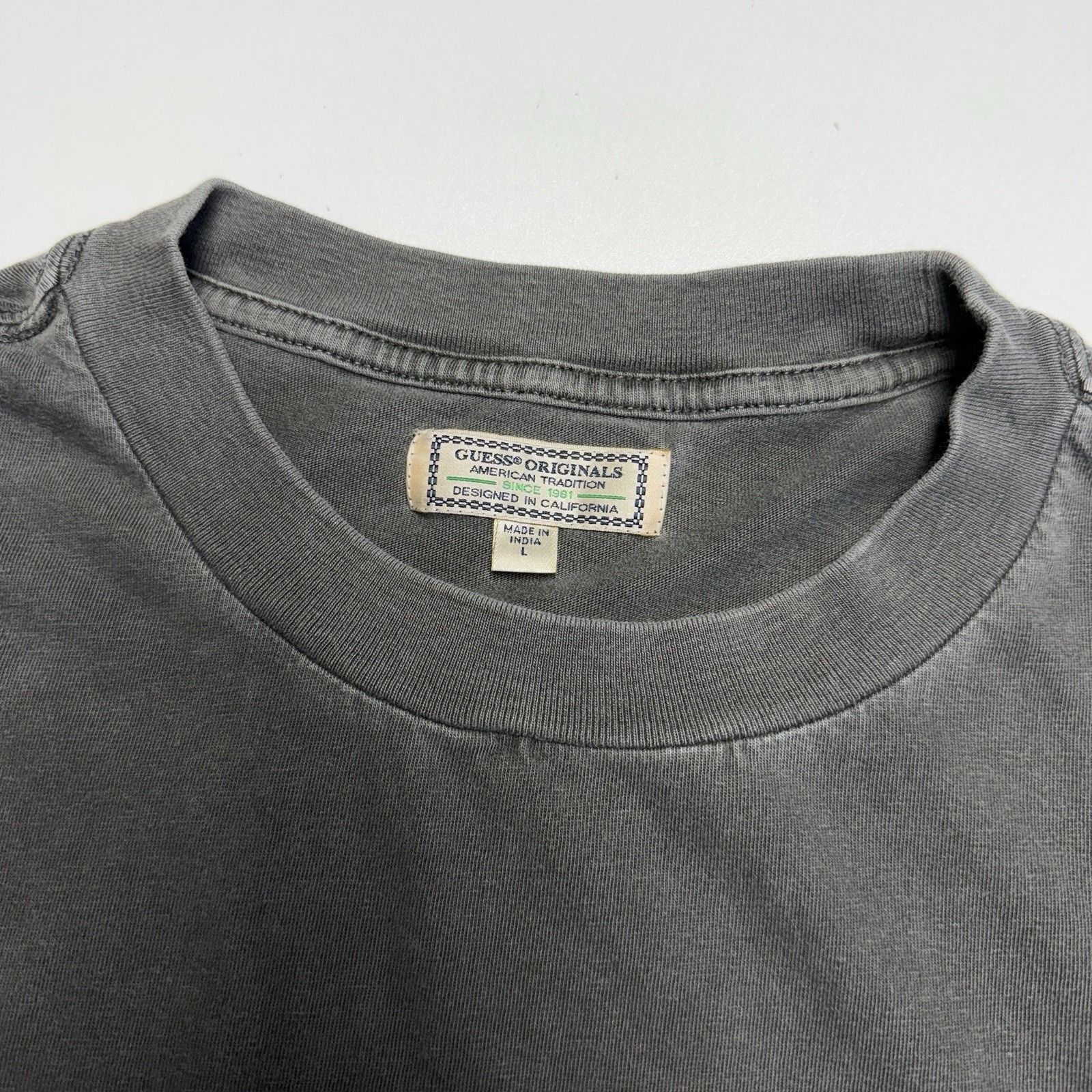 Guess Guess Originals T Shirt Mens L 24x28 Faded Black Gray Short Size US L / EU 52-54 / 3 - 10 Thumbnail
