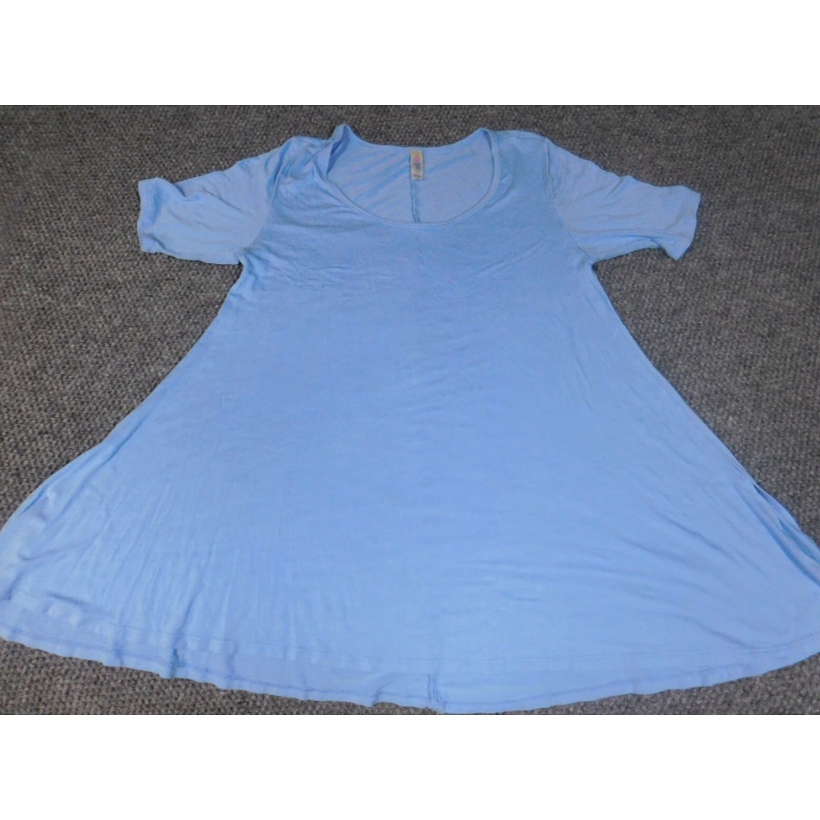 Vintage LuLaRoe Shirt XS Womens Blue Knit Short Sleeve Pullover Pocket Collared Basic Stretch T-Shirt Modern Size XS / US 0-2 / IT 36-38 - 2 Thumbnail