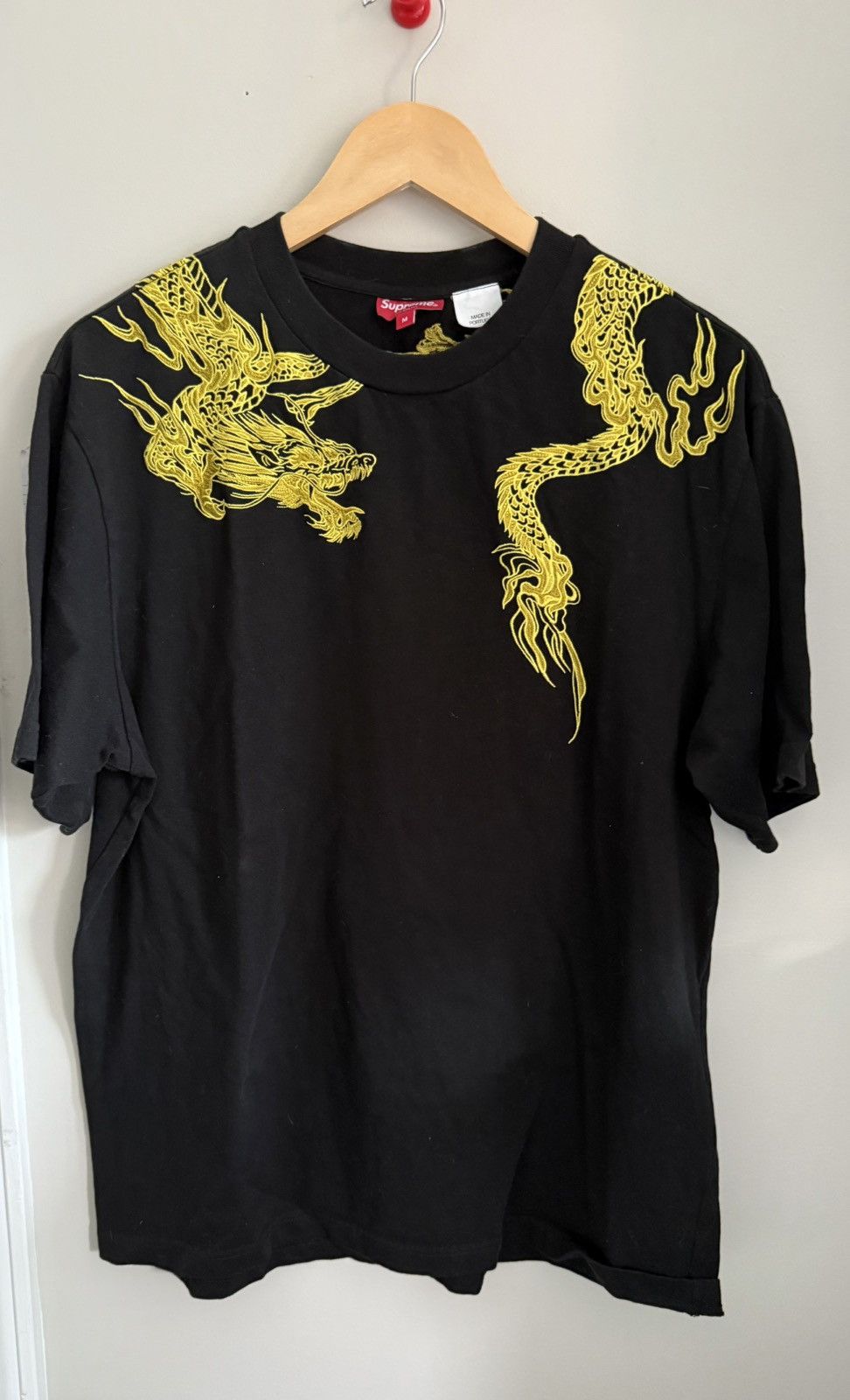 Supreme Black and Gold Embroidered Dragon TShirt New Size US M / EU 48-50 / 2 - 1 Thumbnail