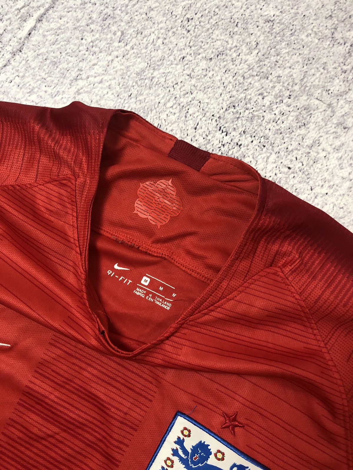 Nike Soccer football jersey Nike England 🏴󠁧󠁢󠁥󠁮󠁧󠁿 size s Size US S / EU 44-46 / 1 - 4 Thumbnail
