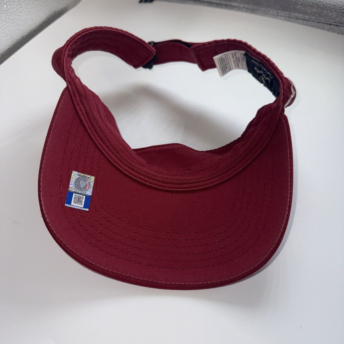 NCAA × Vintage Alabama Crimson Tide red and white visor hat cap Size ONE SIZE - 7 Thumbnail