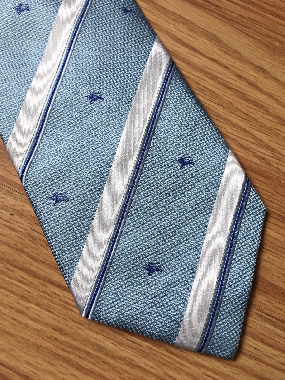 Burberry Burberry London Blue Logo Designer Silk Mens Neck Tie Size ONE SIZE - 6 Thumbnail