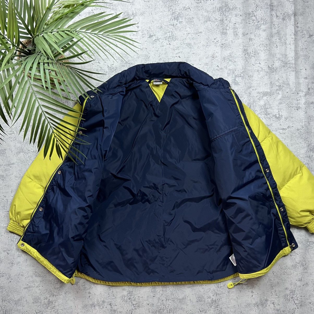 Nike 90s NIKE BIG SWOOSH VINTAGE Y2K OVERSIZED PUFFER DOWN JACKET Size US XL / EU 56 / 4 - 11 Thumbnail