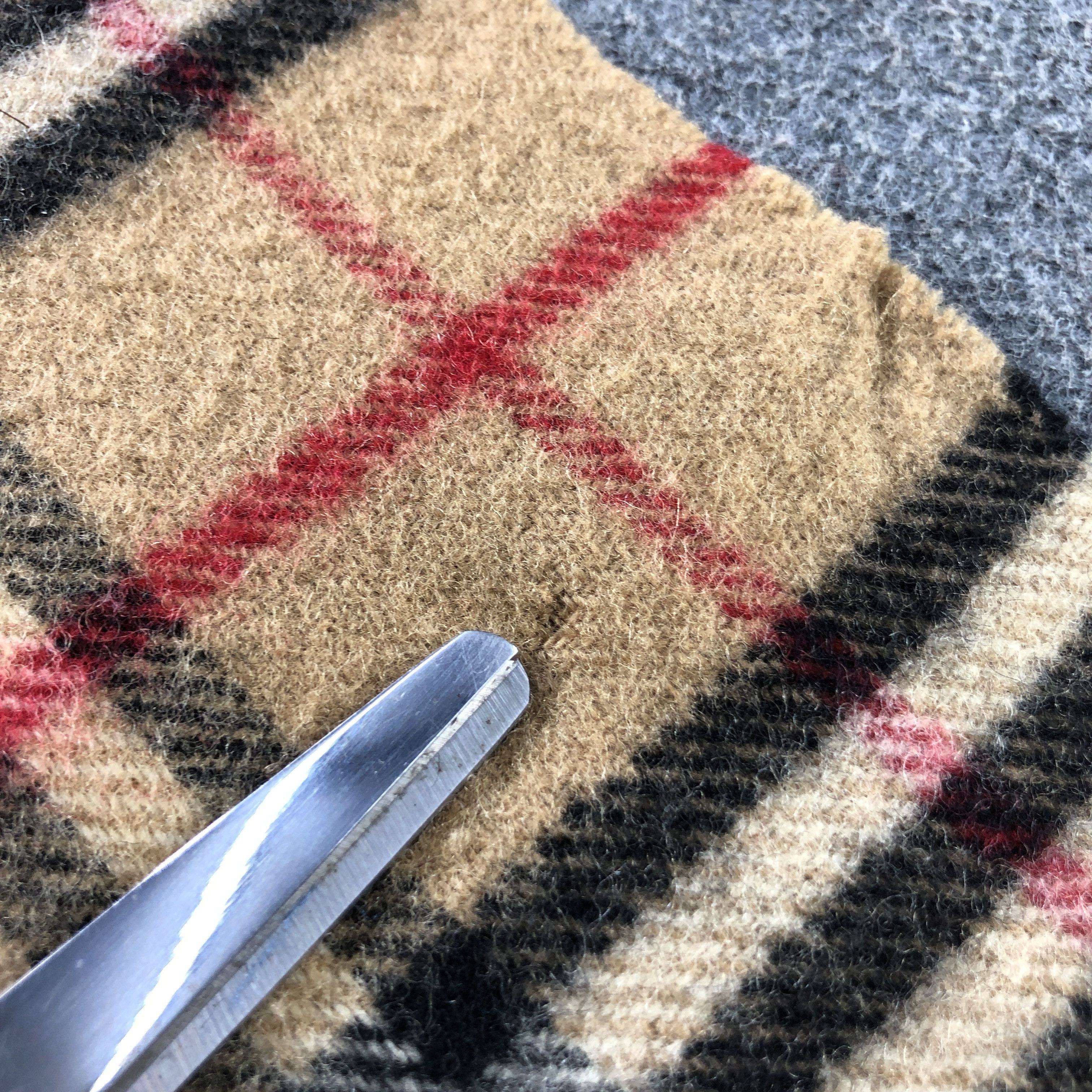 Burberry Burberry Tan Nova Check Wool Scarf Muffler V2869 Size ONE SIZE - 12 Thumbnail