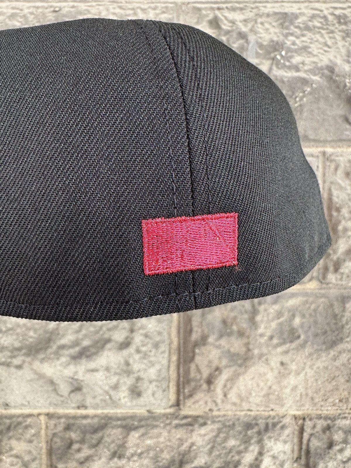 MLB × New Era × Supreme 7 1/2 CLEVELAND INDIANS JACOBS FIELD 1994 NEW ERA FITTED CAP Size ONE SIZE - 5 Thumbnail