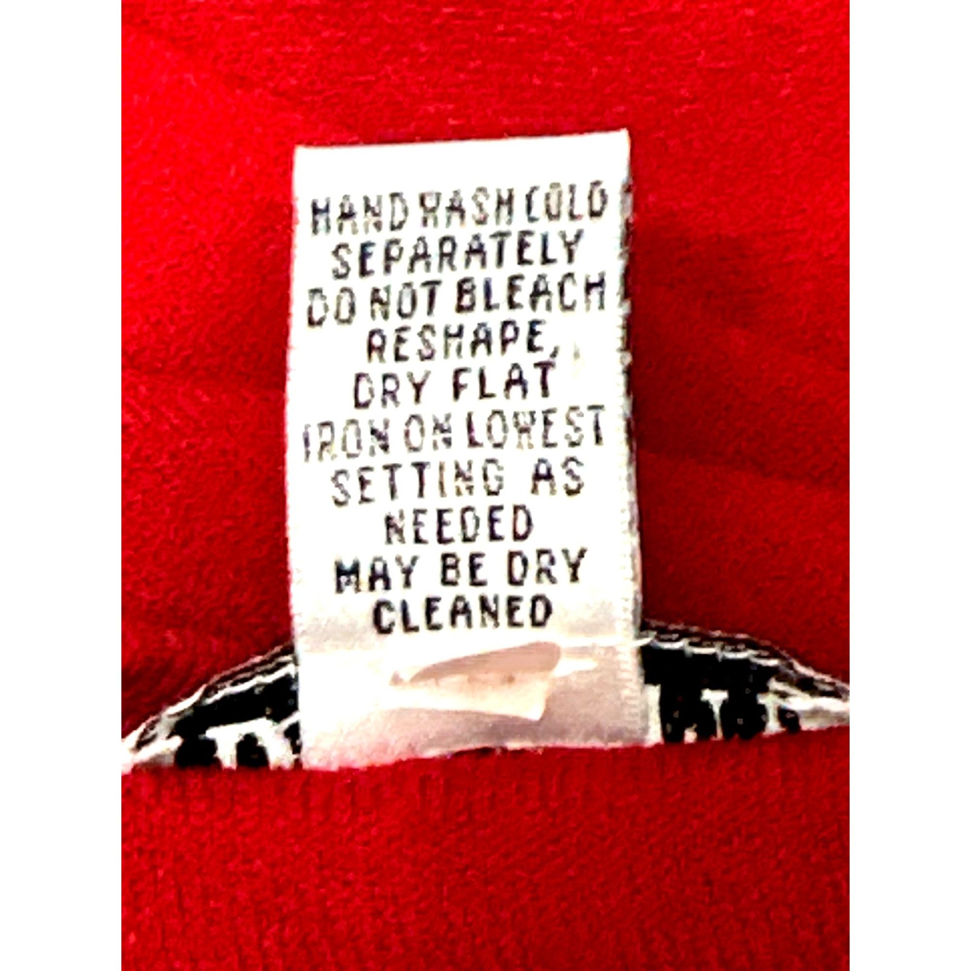 Chicos Chicos Design Vintage Apple Red Tank Top Round Scoop Necklin Size XL / US 12-14 / IT 48-50 - 7 Thumbnail