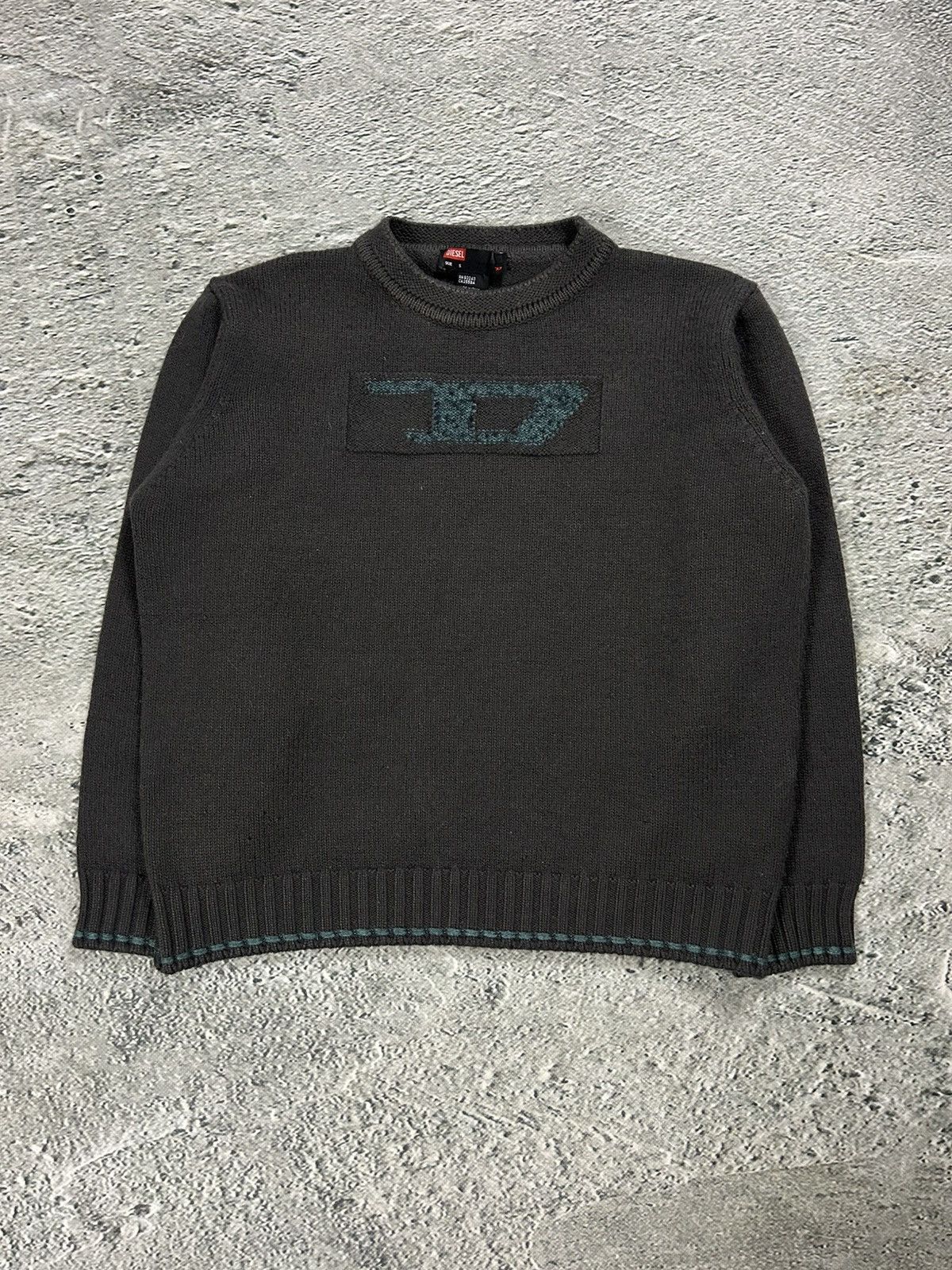 Diesel Diesel vintage sweater big logo grey Y2K Size US S / EU 44-46 / 1 - 1 Thumbnail