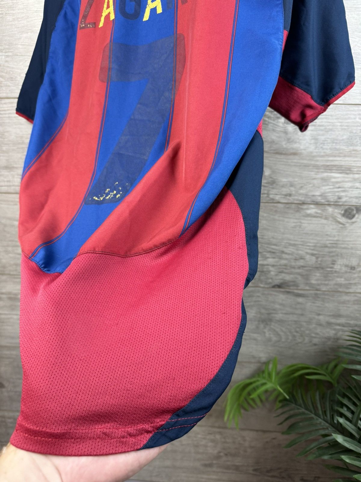 Nike Barcelona FC Nike 2003/04 Izagaren 7 Vintage Football Shirt Size US S / EU 44-46 / 1 - 23 Thumbnail