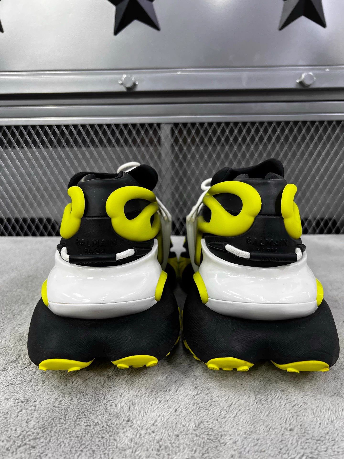 Balmain BALMAIN Unicorn black and yellow Size US 9 / EU 42 - 6 Thumbnail