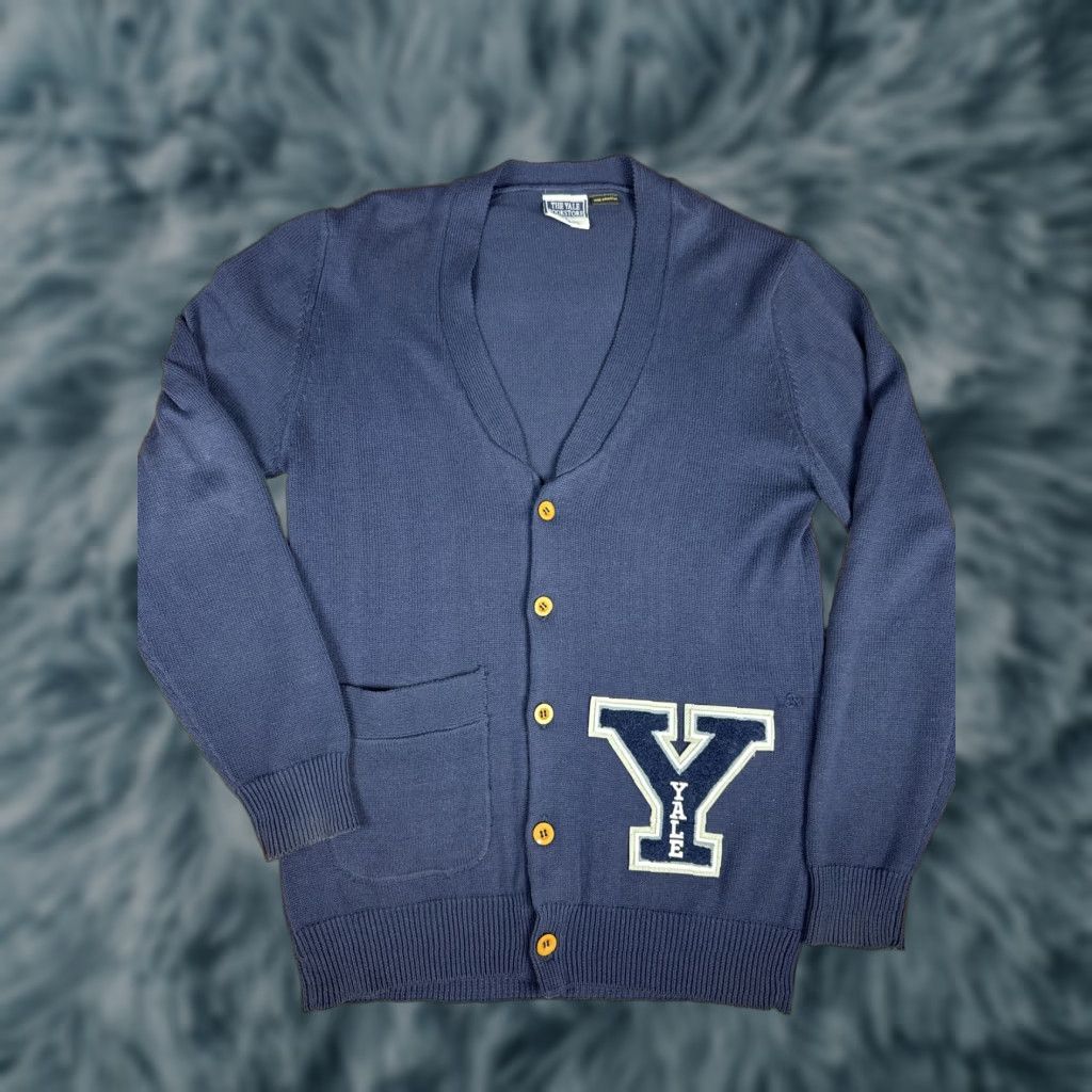 Vintage VINTAGE The Yale Bookstore Yale University Cardigan Sweater Sz Small Unisex Mens White Cardigan University Mens S Size US S / EU 44-46 / 1 - 1 Thumbnail