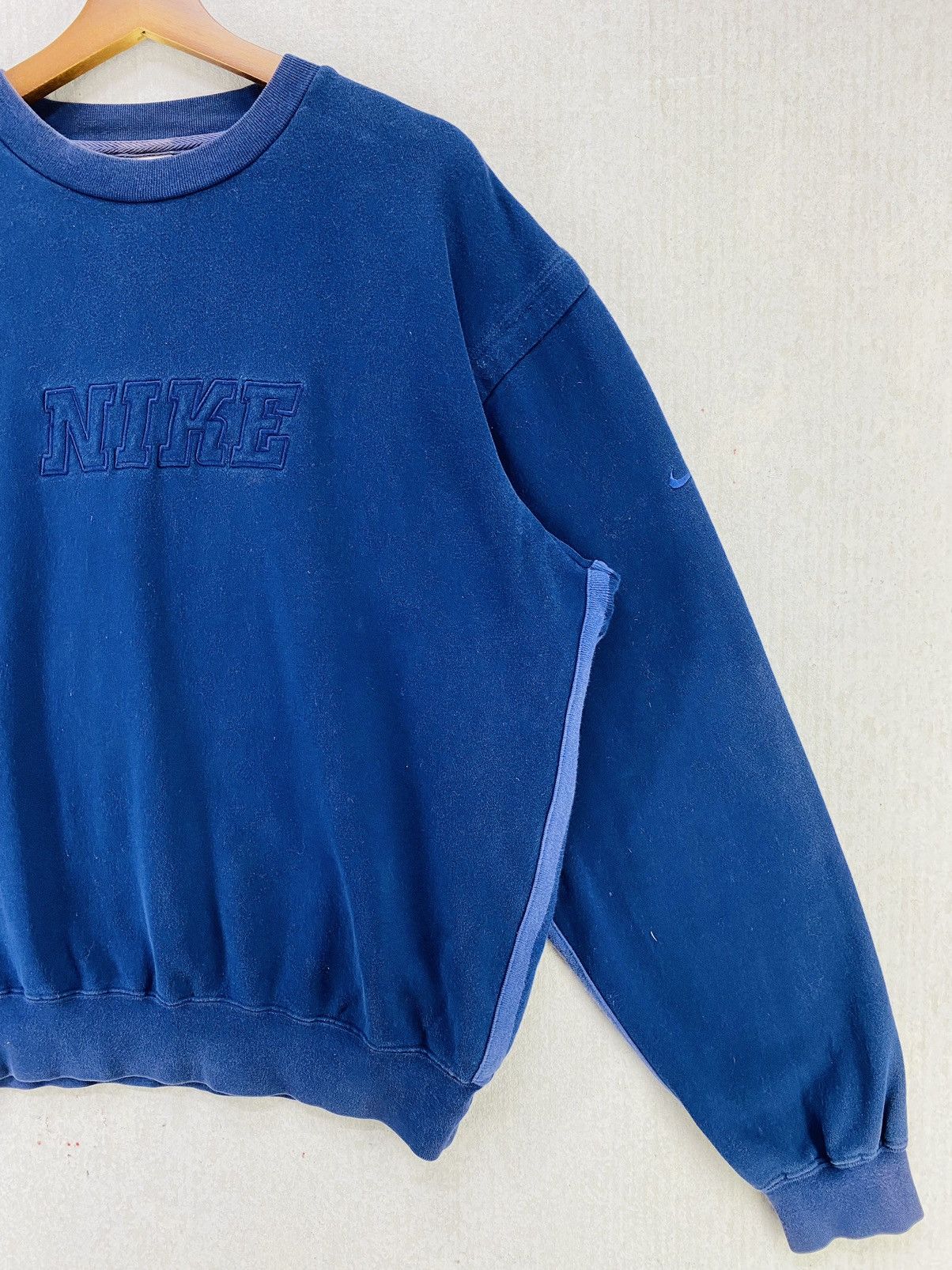 Nike × Vintage Vintage Nike 90s Sweatshirt Spellout Pullover Jumper Size L Size US L / EU 52-54 / 3 - 3 Thumbnail