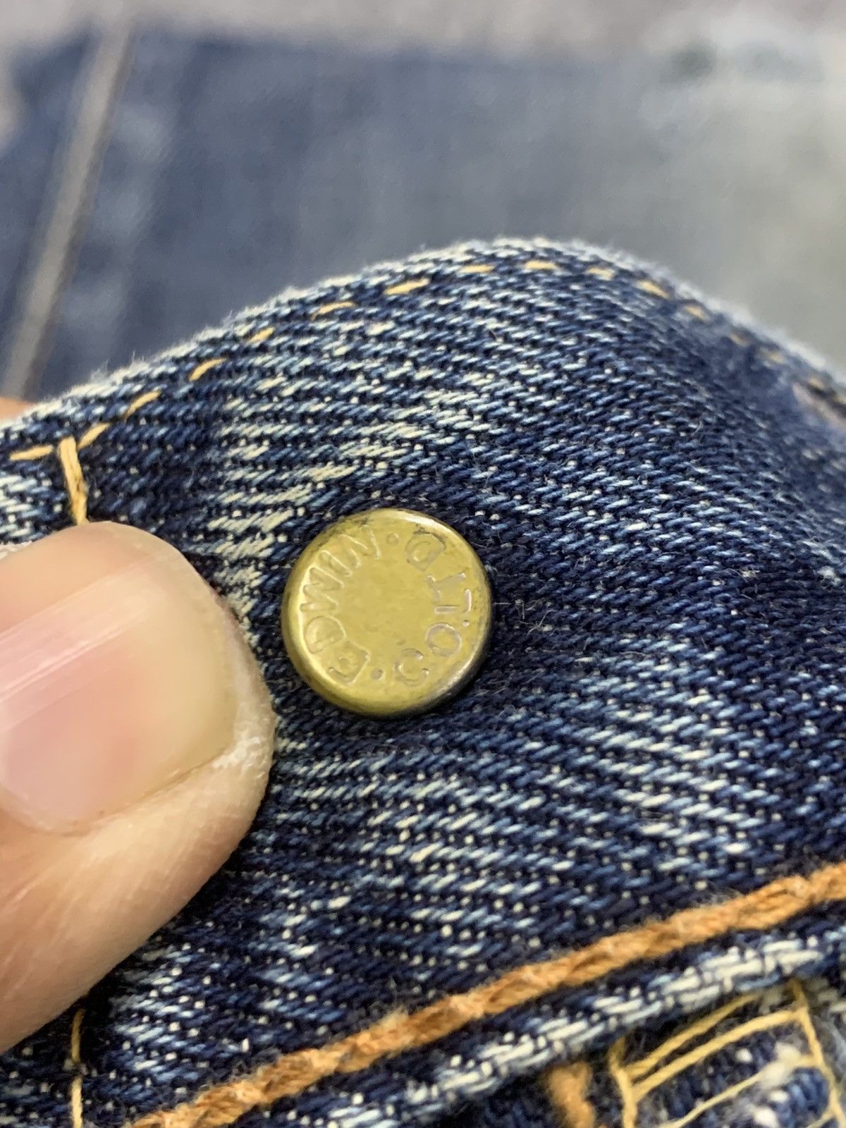 Edwin DISTRESSED EDWIN 505SX SELVEDGE. Size US 28 / EU 44 - 12 Thumbnail