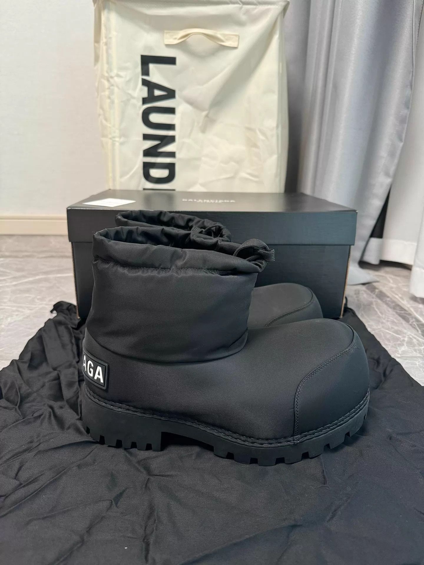 Balenciaga Balenciaga low-top nylon snow boots black 38 new Size US 7.5 / IT 37.5 - 3 Thumbnail