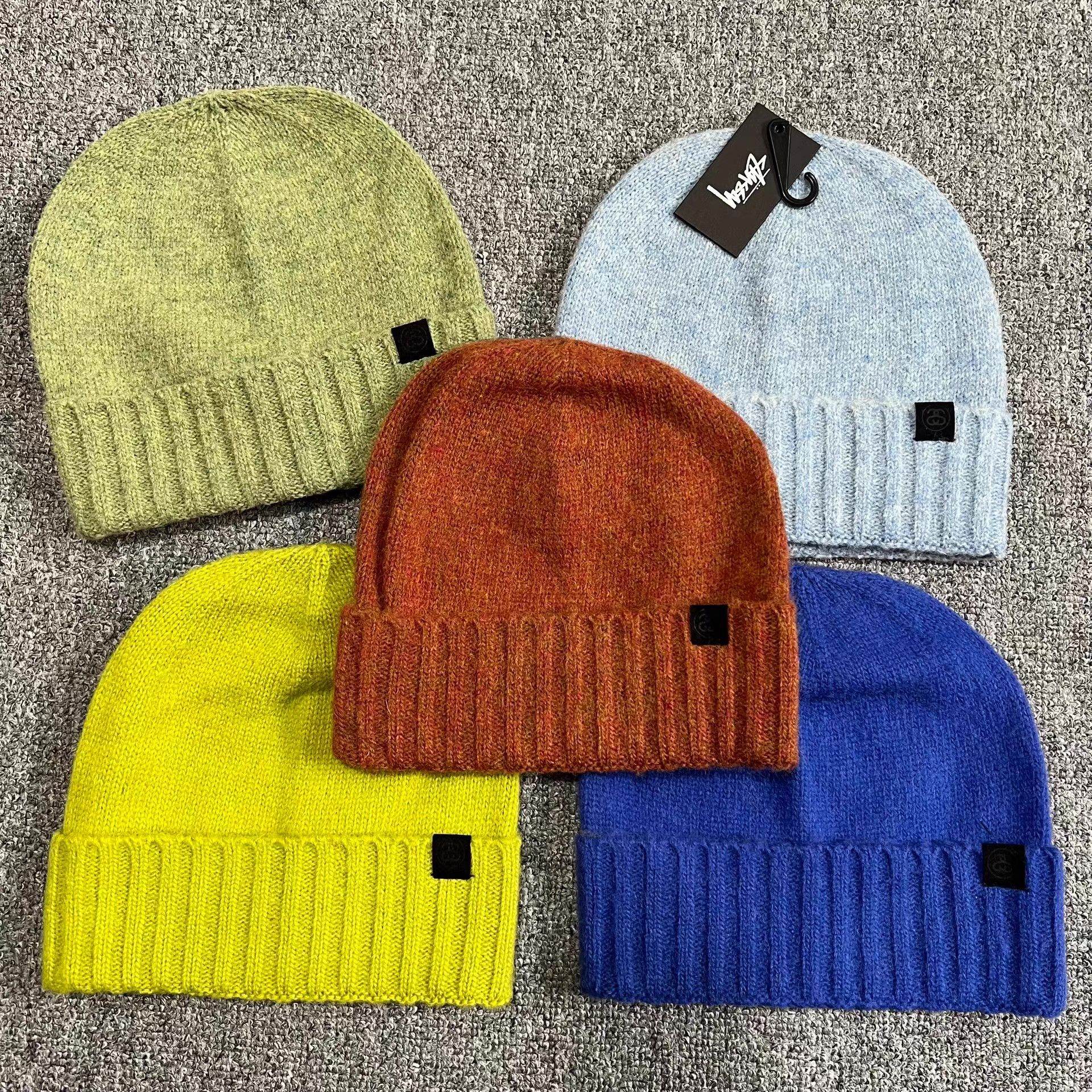 Stussy Stussy solid color classic knit beanie Q7 Size ONE SIZE - 1 Thumbnail