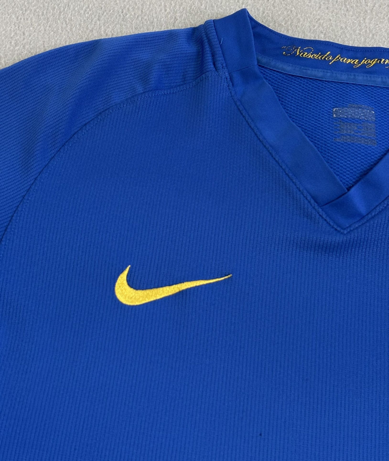 Nike Brazil 2008 Away Nike Football Jersey Large Size US L / EU 52-54 / 3 - 10 Thumbnail