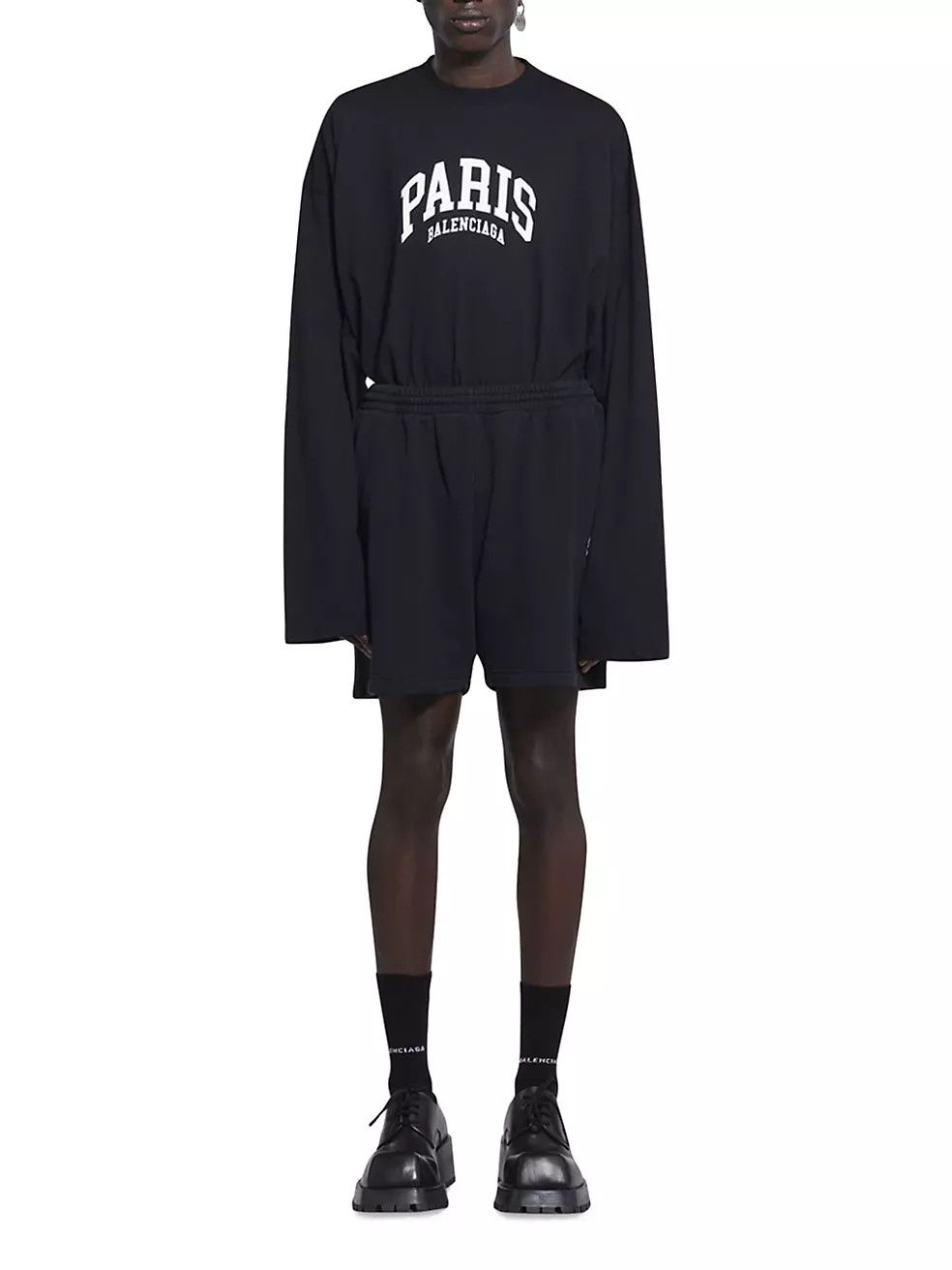 o1mt1gz0824 Cities Paris Sweat Shorts in Black