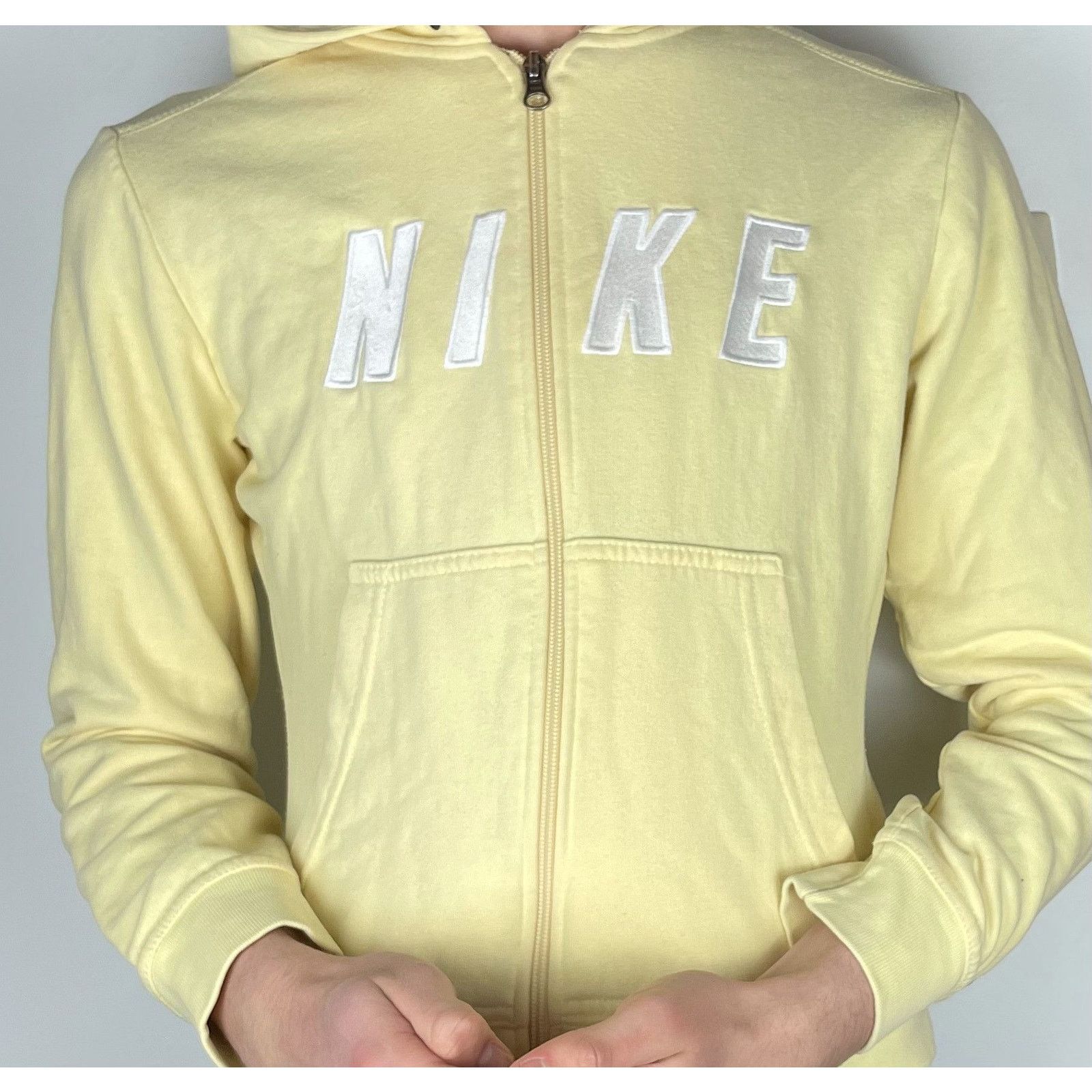 Nike × Vintage Nike Women Yellow Spellout Long Sleeve Full Zip Hoodie Small Size S / US 4 / IT 40 - 2 Thumbnail