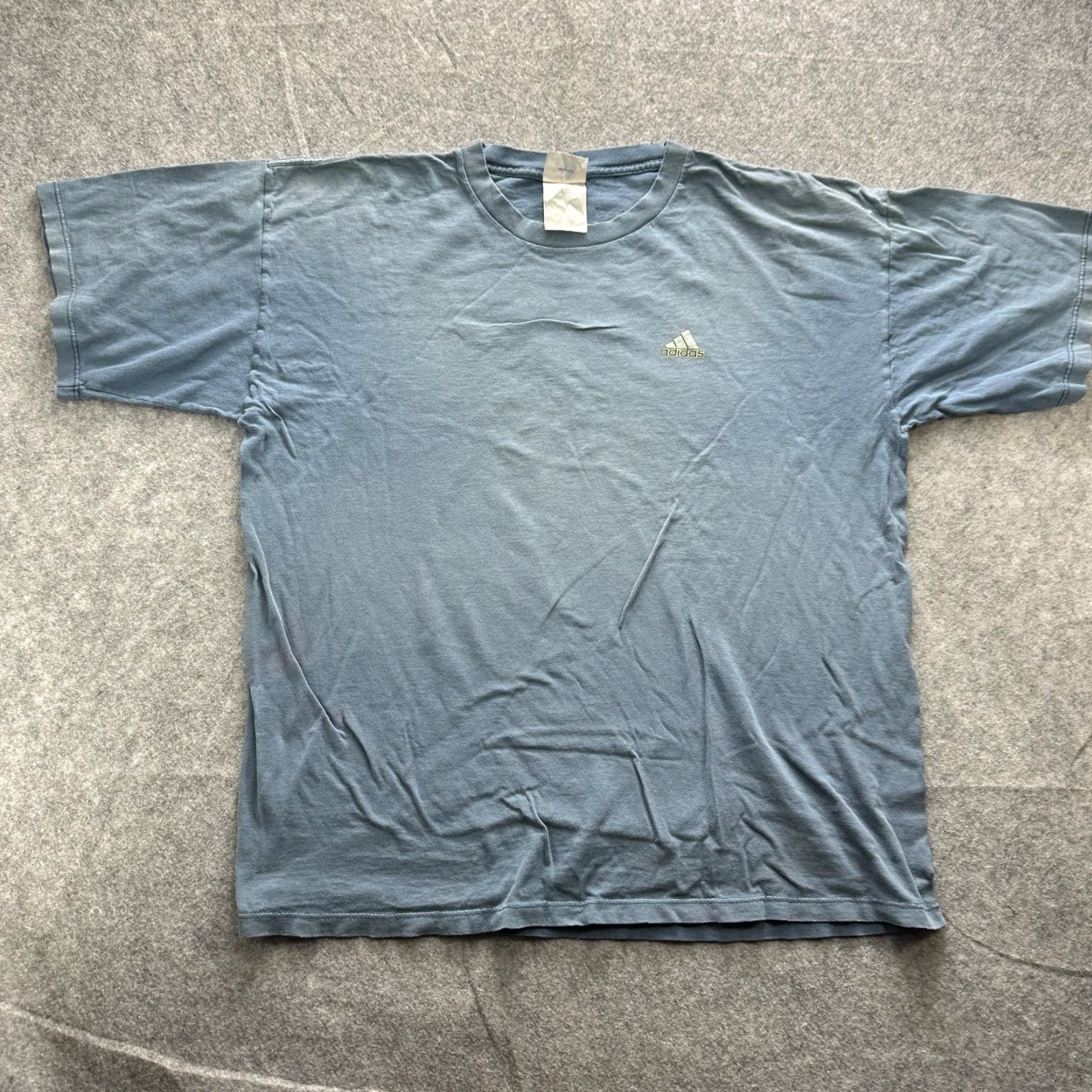Adidas VINTAGE Adidas Shirt Mens Large Blue Three Stripes Brand Back Graphic 90s Size US L / EU 52-54 / 3 - 2 Thumbnail