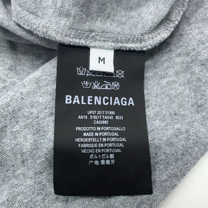 Balenciaga Balenciaga Balenciaga Gray Graphic Short Sleeve TShirt -25 Size US M / EU 48-50 / 2 - 5 Thumbnail