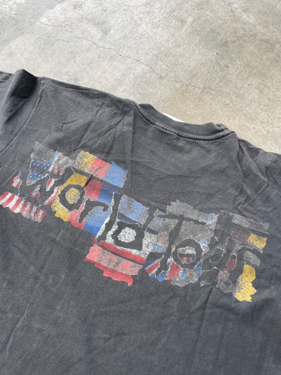 Band Tees Vintage 90s Sacred Reich World Tour Thrash Metal Band Tees Size US L / EU 52-54 / 3 - 4 Thumbnail