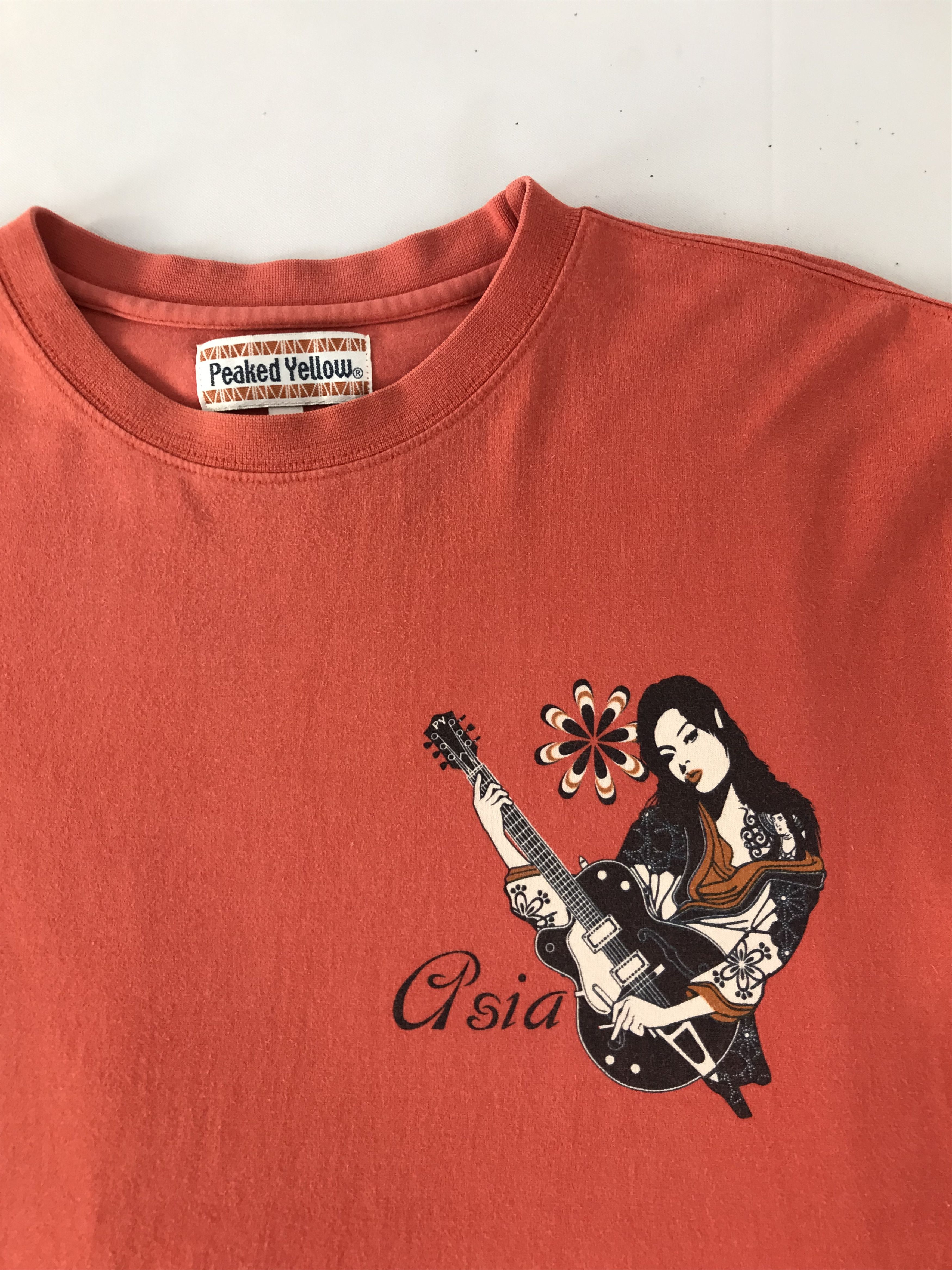 Japanese Brand Peaked Yellow Graphics Girl Asia Long Sleeve T.Shirt Size US M / EU 48-50 / 2 - 4 Thumbnail