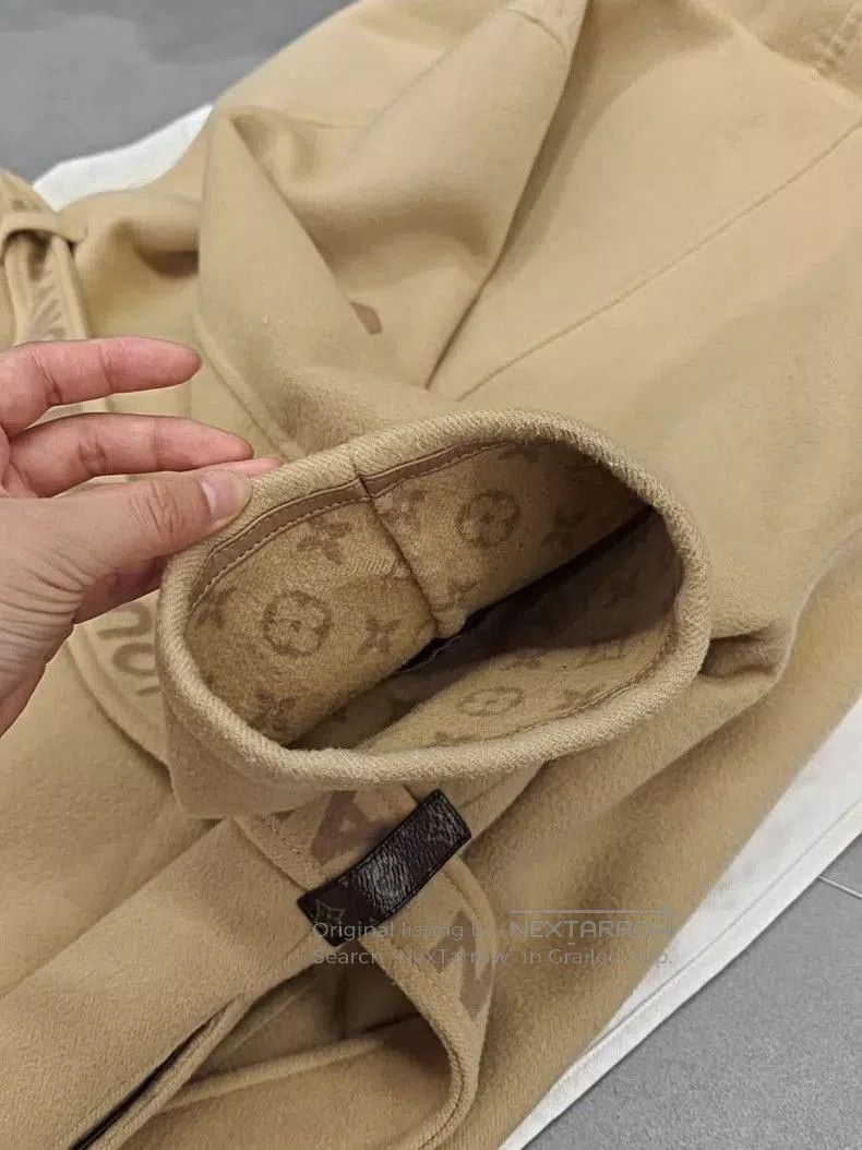 Louis Vuitton LV Beige Monogram Belted Coat. Size US L / EU 52-54 / 3 - 7 Thumbnail