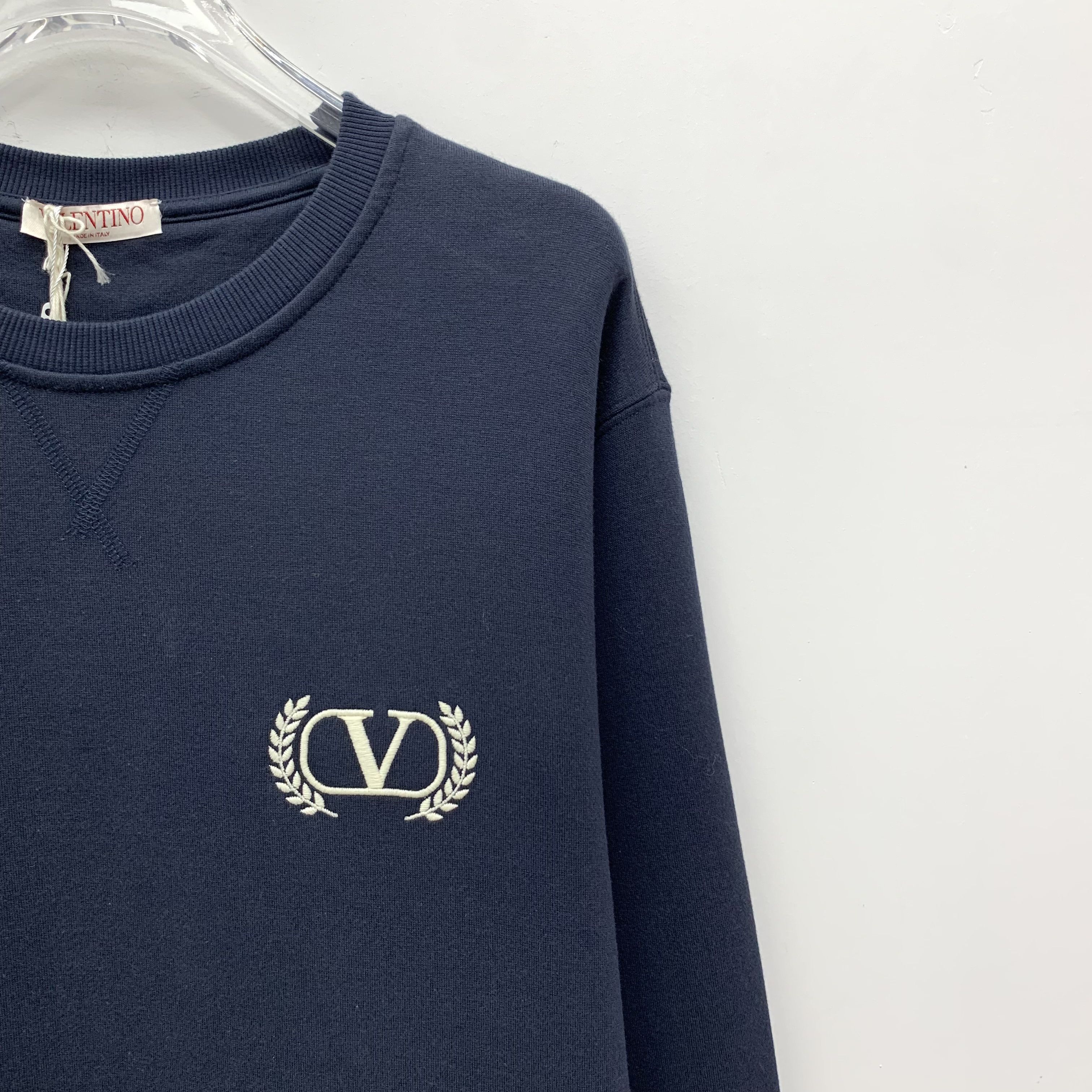 Valentino Valentino Navy Logo Embroidered Cotton Sweatshirt (Size M) Size US M / EU 48-50 / 2 - 7 Thumbnail
