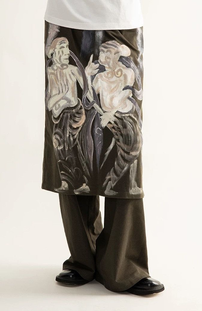 Other wide-leg trousers featuring an hand-painted figure design. Size US 29 - 2 Thumbnail