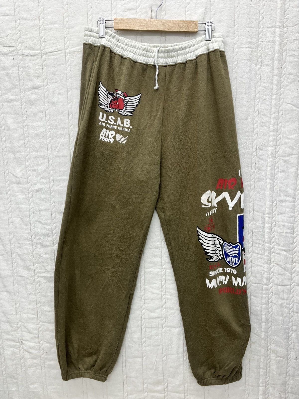 Vintage US ARMY BERLIN AIR FORCE JOGGER PANTS Size US 30 / EU 46 - 1 Thumbnail