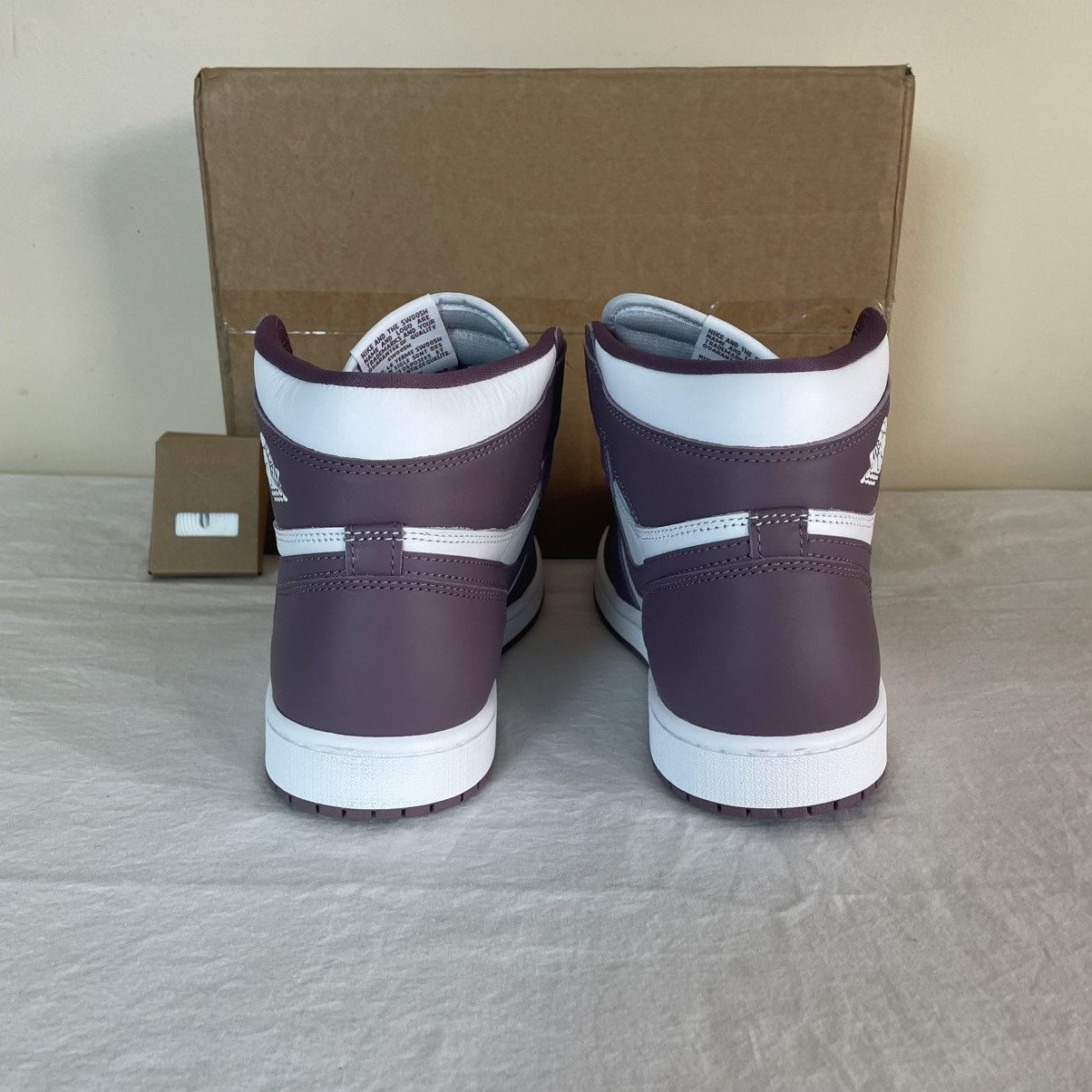 Jordan Brand × Nike Nike Air Jordan 1 Retro High Mauve Mens Size 9.5 DZ5485-105 Size US 9.5 / EU 42-43 - 6 Thumbnail