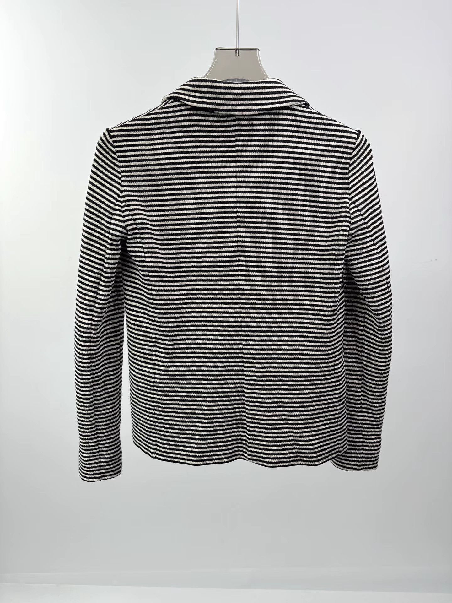 Max Mara MAXMARA Black & White Striped Blazer Size XS / US 0-2 / IT 36-38 - 2 Thumbnail