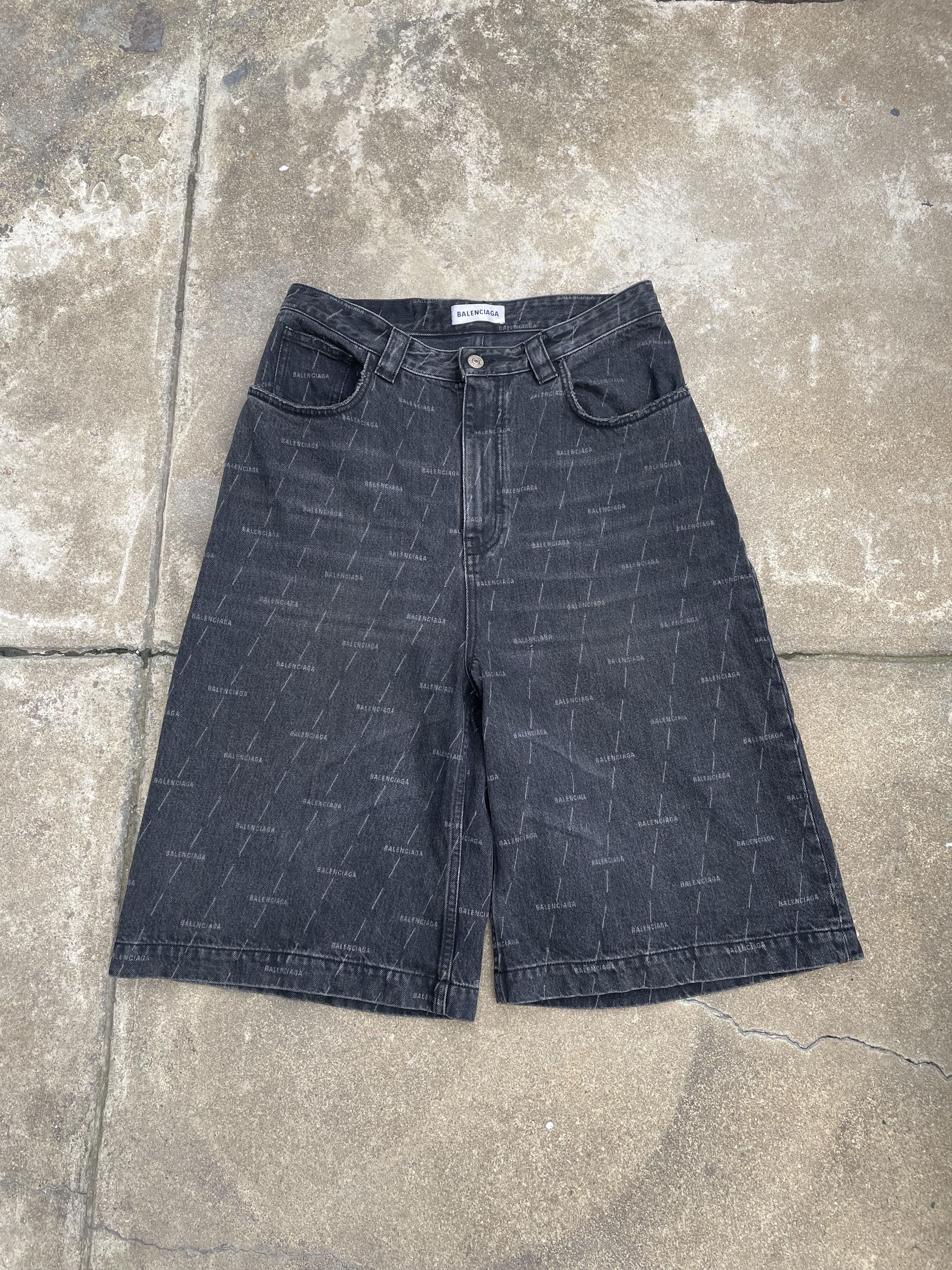 ショートパンツ BALENCIAGA FW24 Denim shorts (793948TJW95 2204) BALENCIAGA FW24 Denim shorts (793948TJW95 2204) (BALENCIAGA