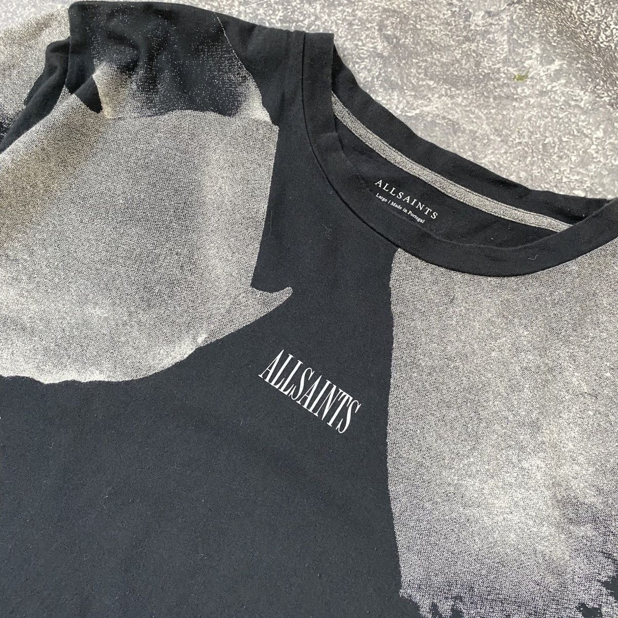 Allsaints Luxury Allsaints Small Logo Overprinted y2k designer tee Size US L / EU 52-54 / 3 - 3 Thumbnail