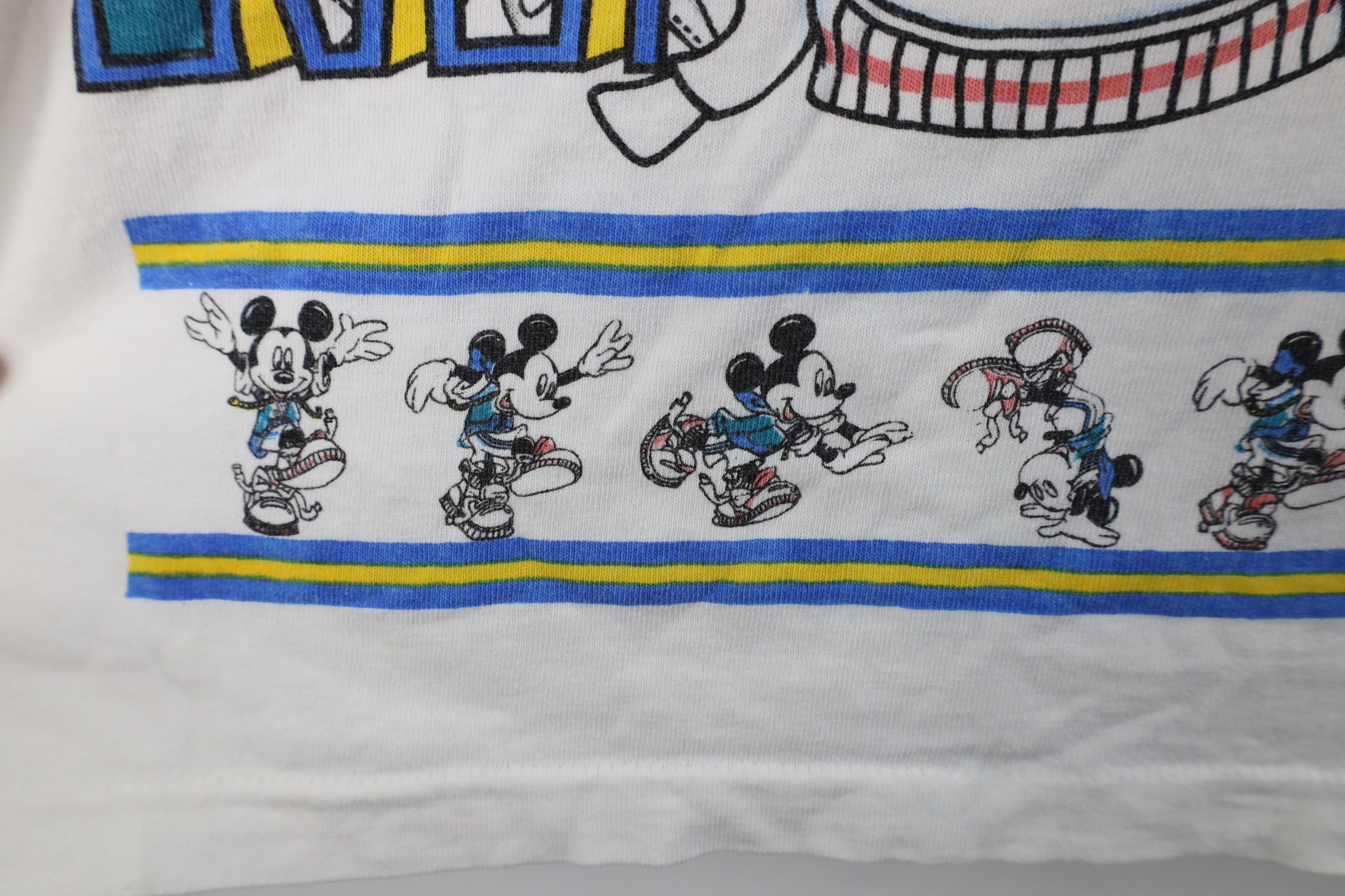 Disney × Vintage Vintage 90s Disney Hip Hop Cropped Mickey Mouse T-Shirt USA Size M / US 6-8 / IT 42-44 - 7 Thumbnail