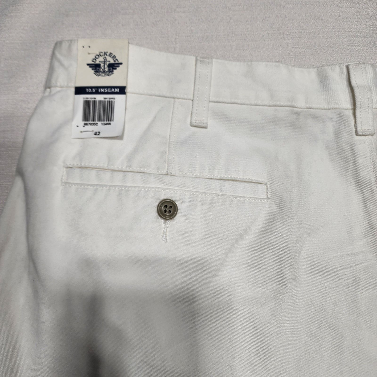 Dockers Dockers men's Ultimate supreme flex W42''x L21'' Size US 42 / EU 58 - 4 Thumbnail