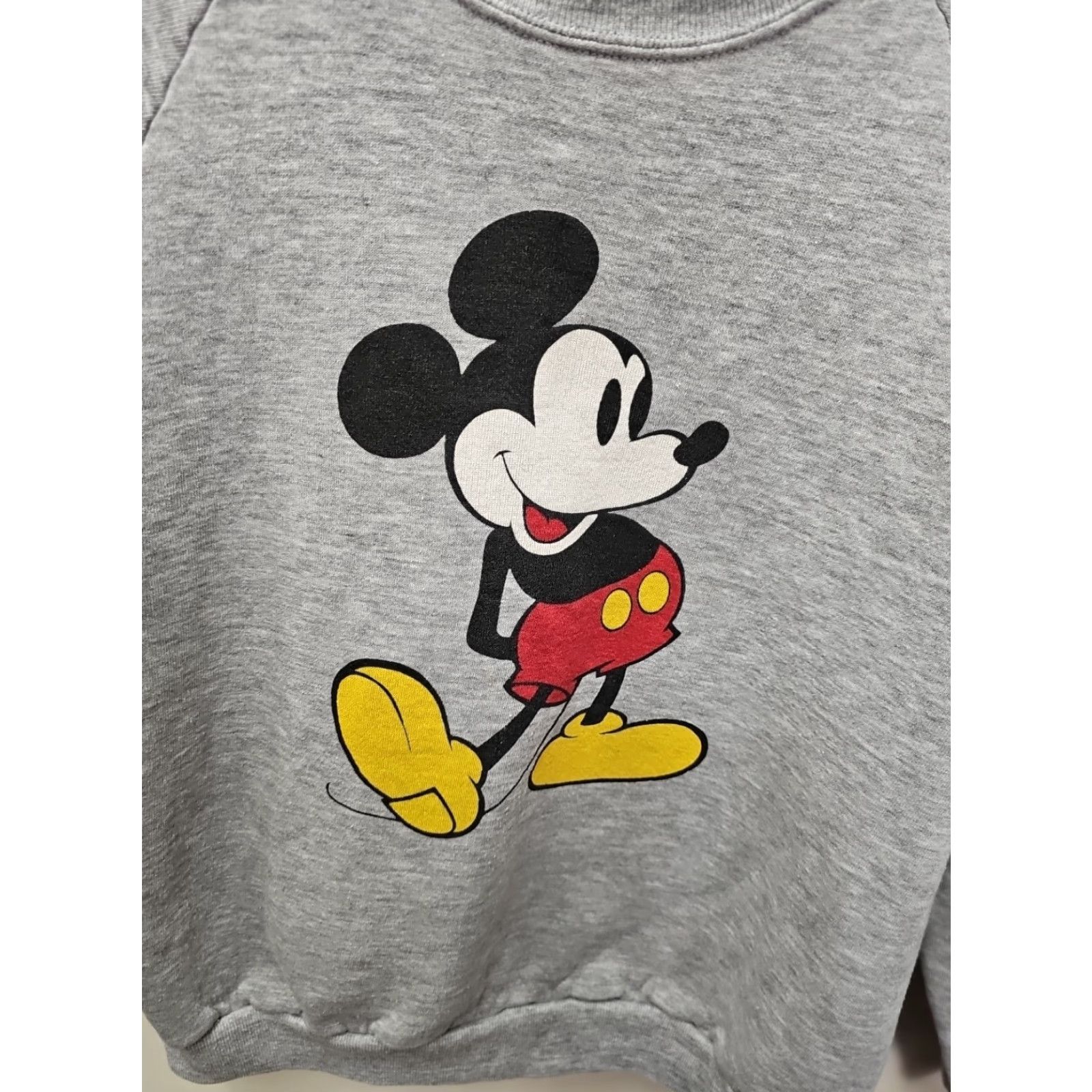 Disney VINTAGE Disney Mickey Mouse Sweatshirt Raglan Adult XL Gray Crew Neck Long Sleeve 90s Retro USA Cartoon Cotton Polyester Rayon Logo Graphic Print Size US XL / EU 56 / 4 - 4 Thumbnail