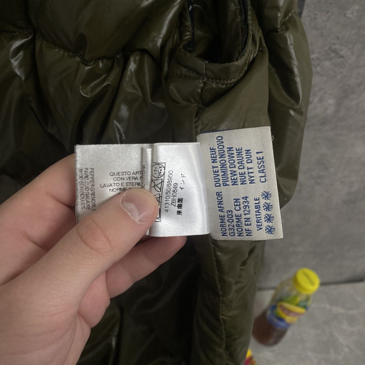 Moncler Moncler Puffer Jacket Big Logo Size US L / EU 52-54 / 3 - 18 Thumbnail