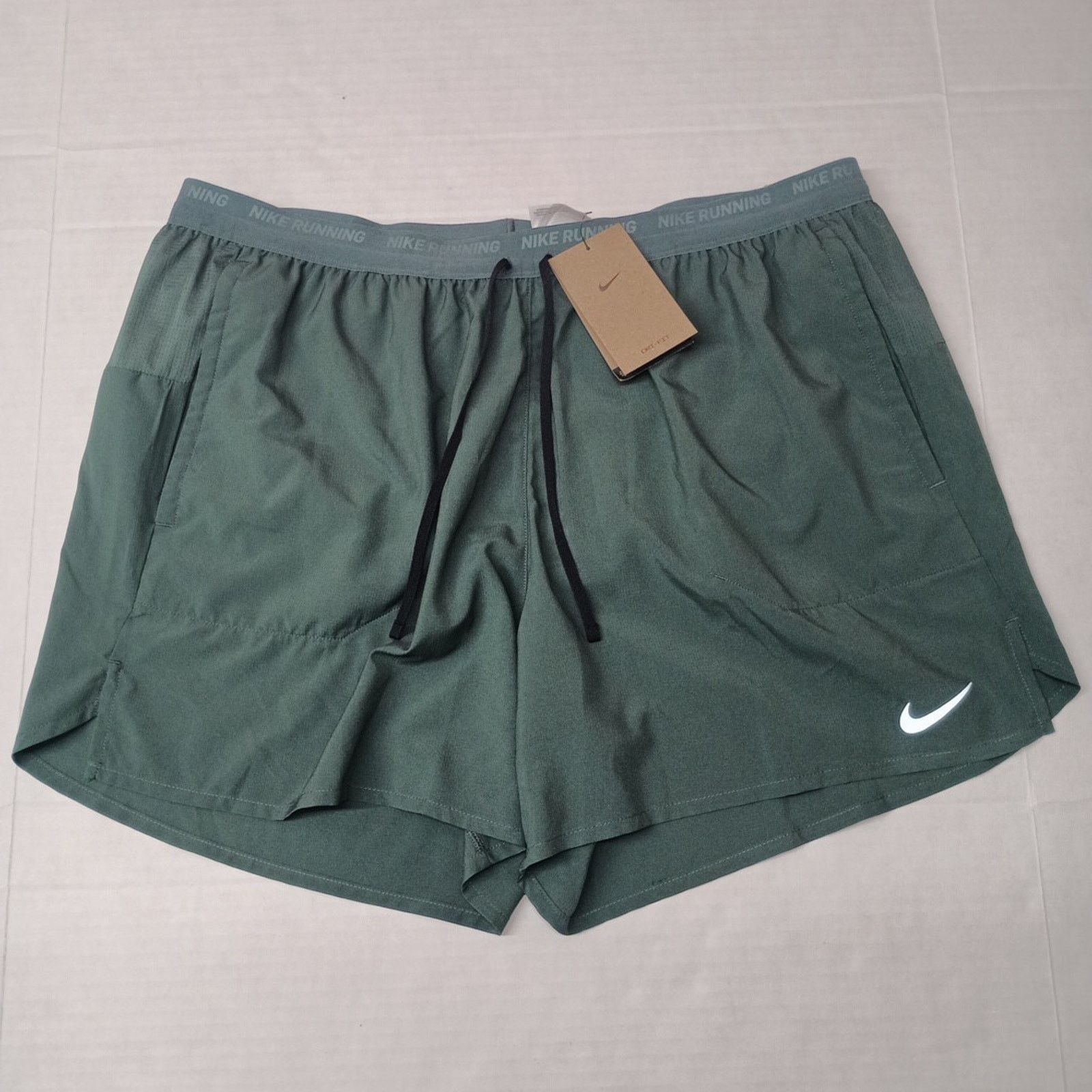 Nike Nike Dri-Fit Stride 5” Lined Running Shorts Men's 2XL Green Size US 36 / EU 52 - 1 Thumbnail