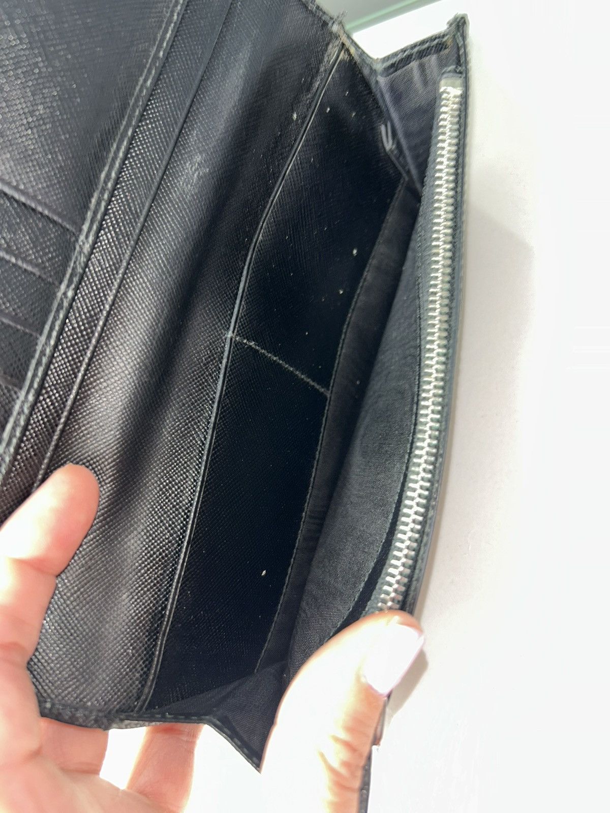Prada Vintage Prada Black Saffiano Leather Flap Wallet w COA Size ONE SIZE - 7 Thumbnail